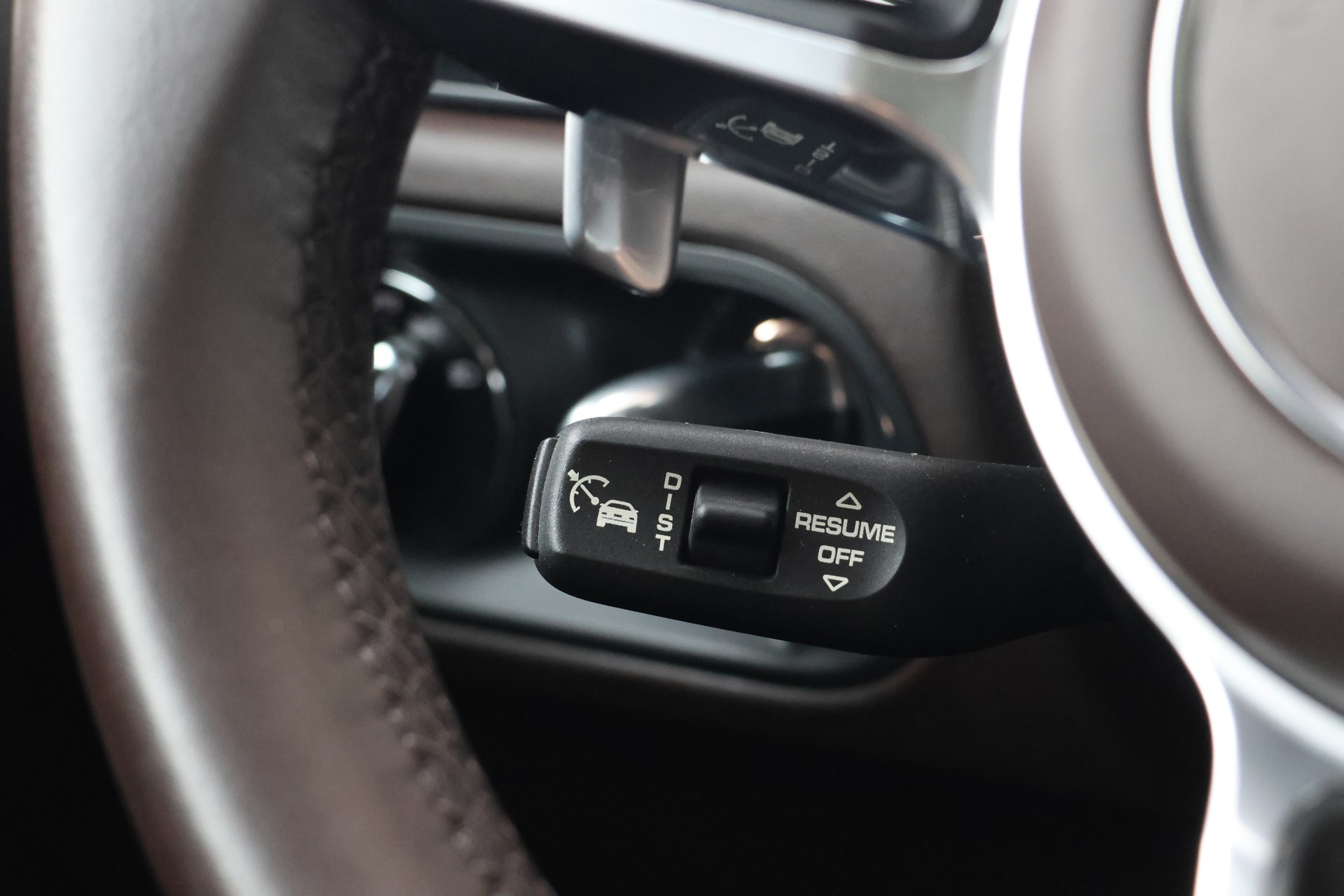 PORSCHE Macan Turbo PDK (CH)-image-16