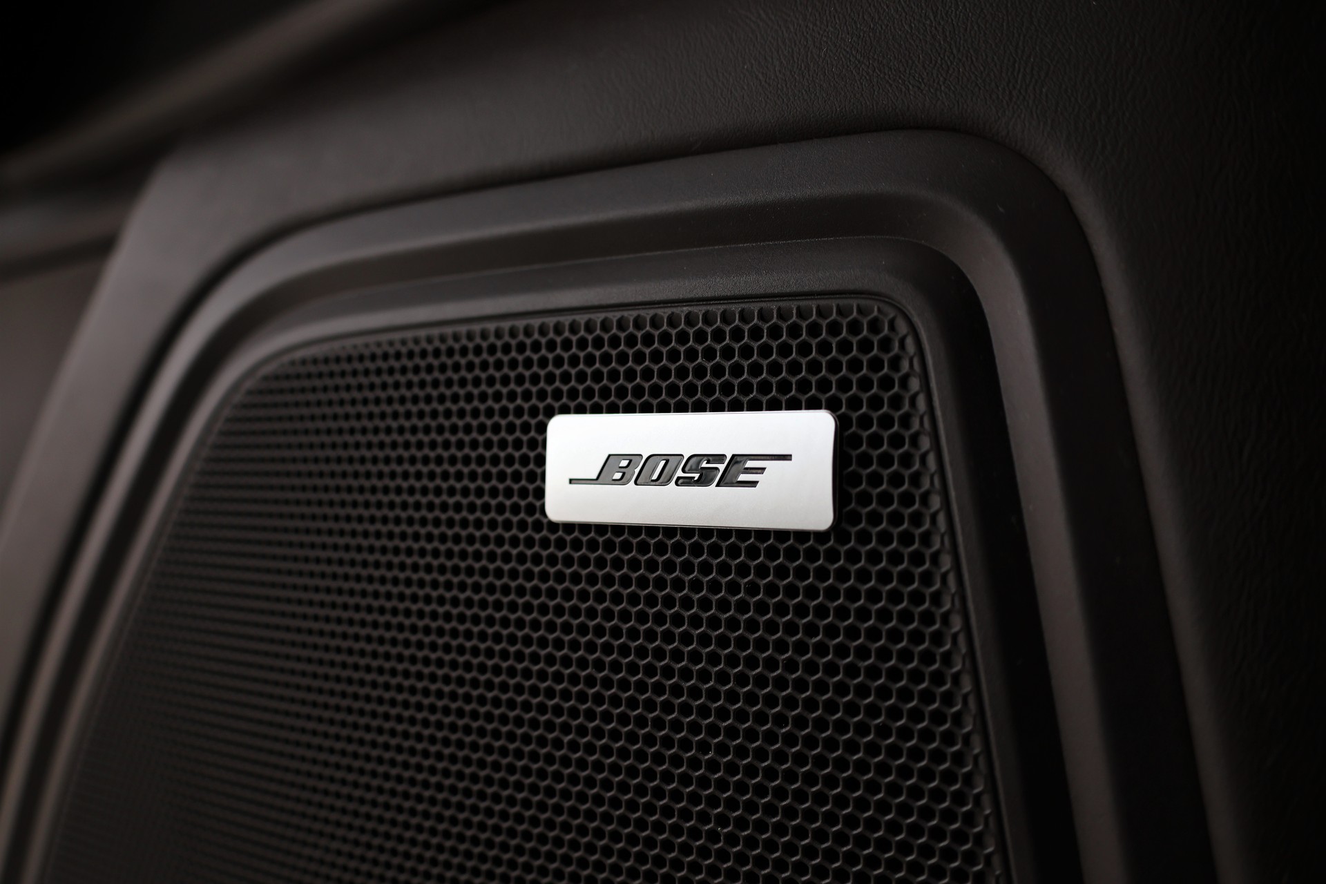PORSCHE Macan Turbo PDK (CH)-image-11