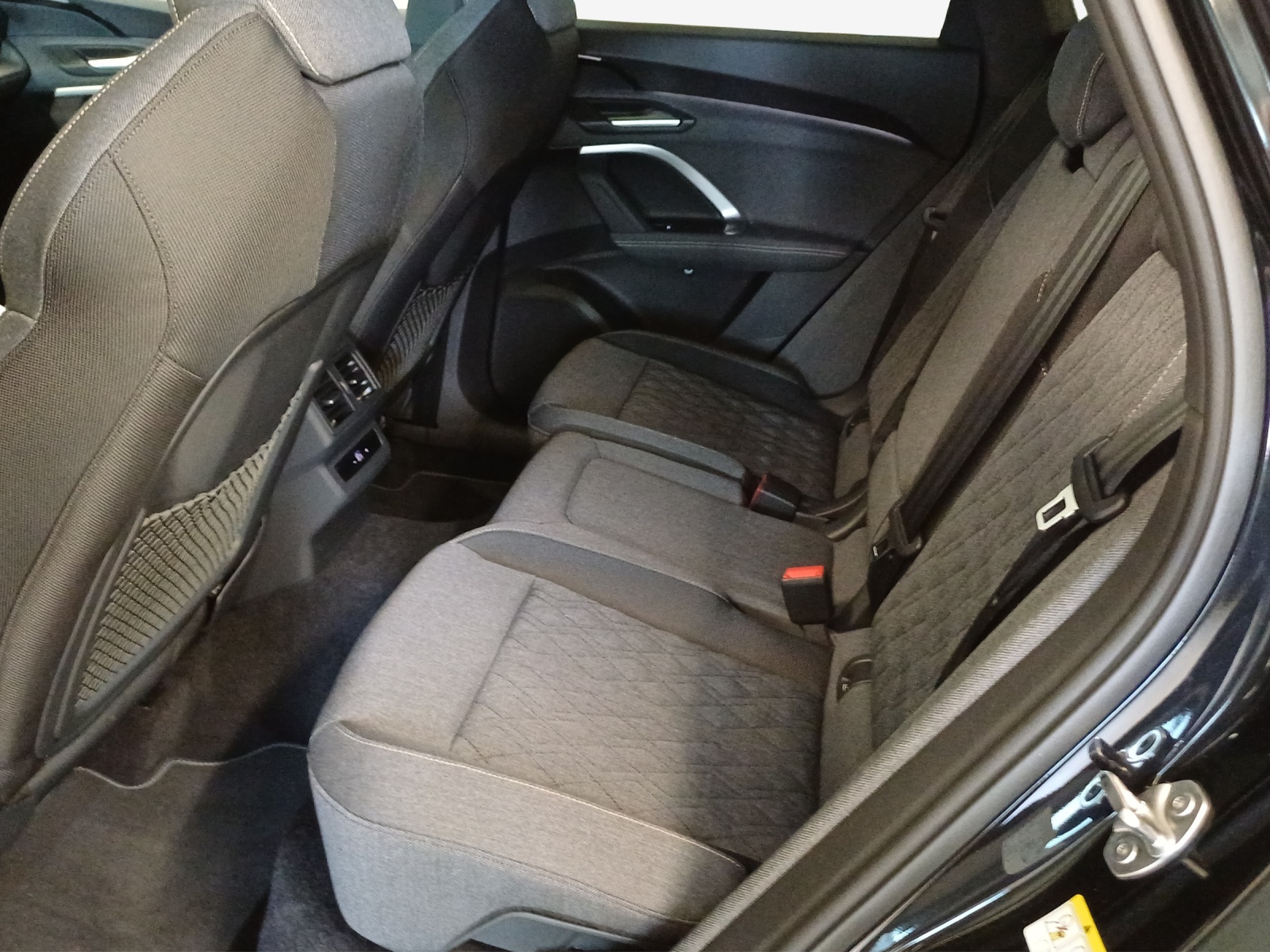 AUDI Q5 Sportback TDI quattro 150 kW S-tronic-image-11