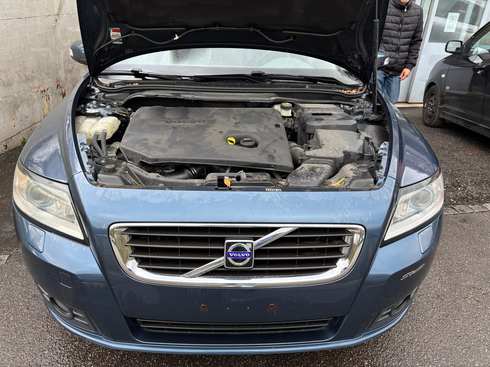 VOLVO V50 2.0D Kinetic-image-13
