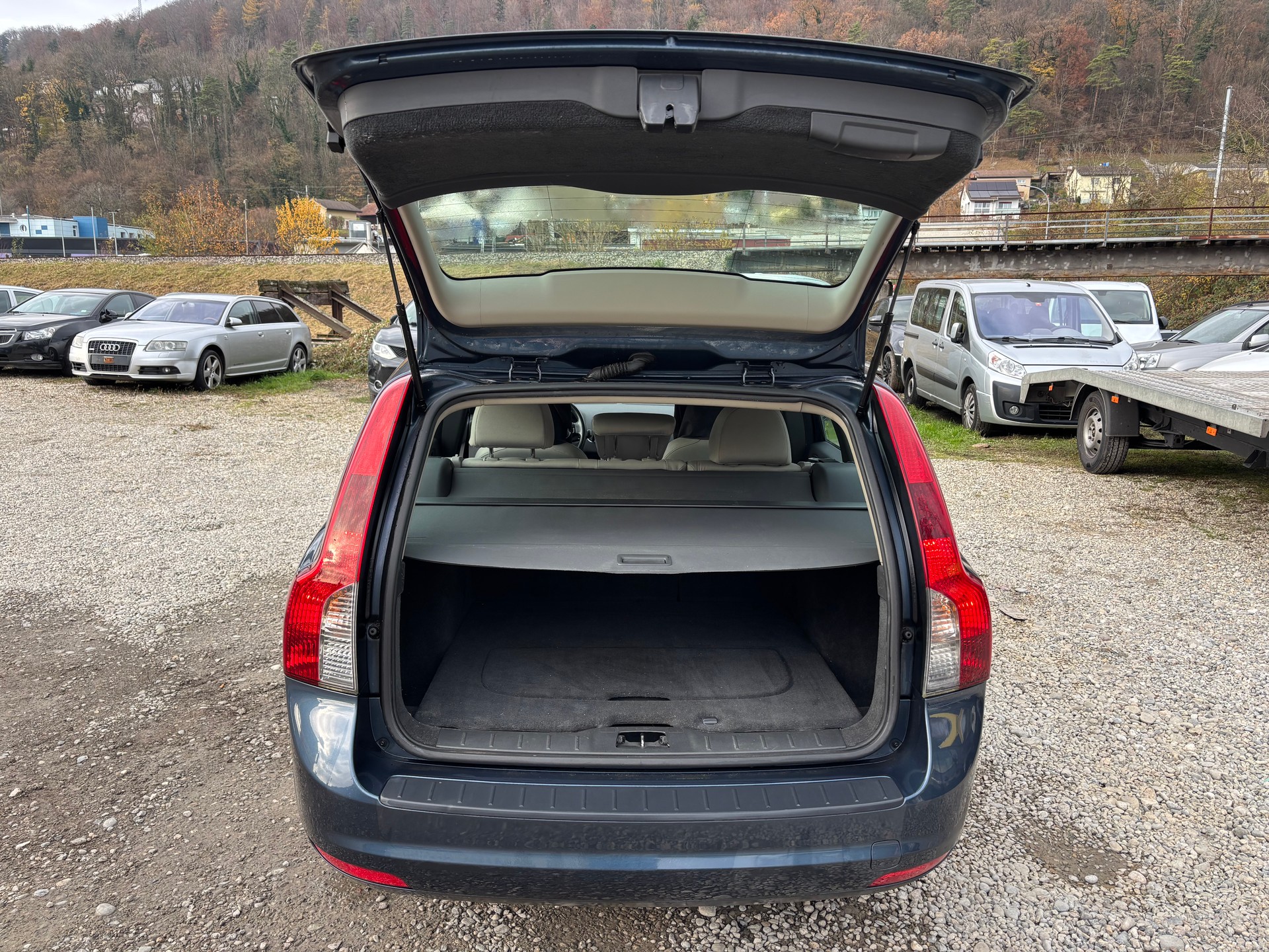 VOLVO V50 2.0D Kinetic-image-6