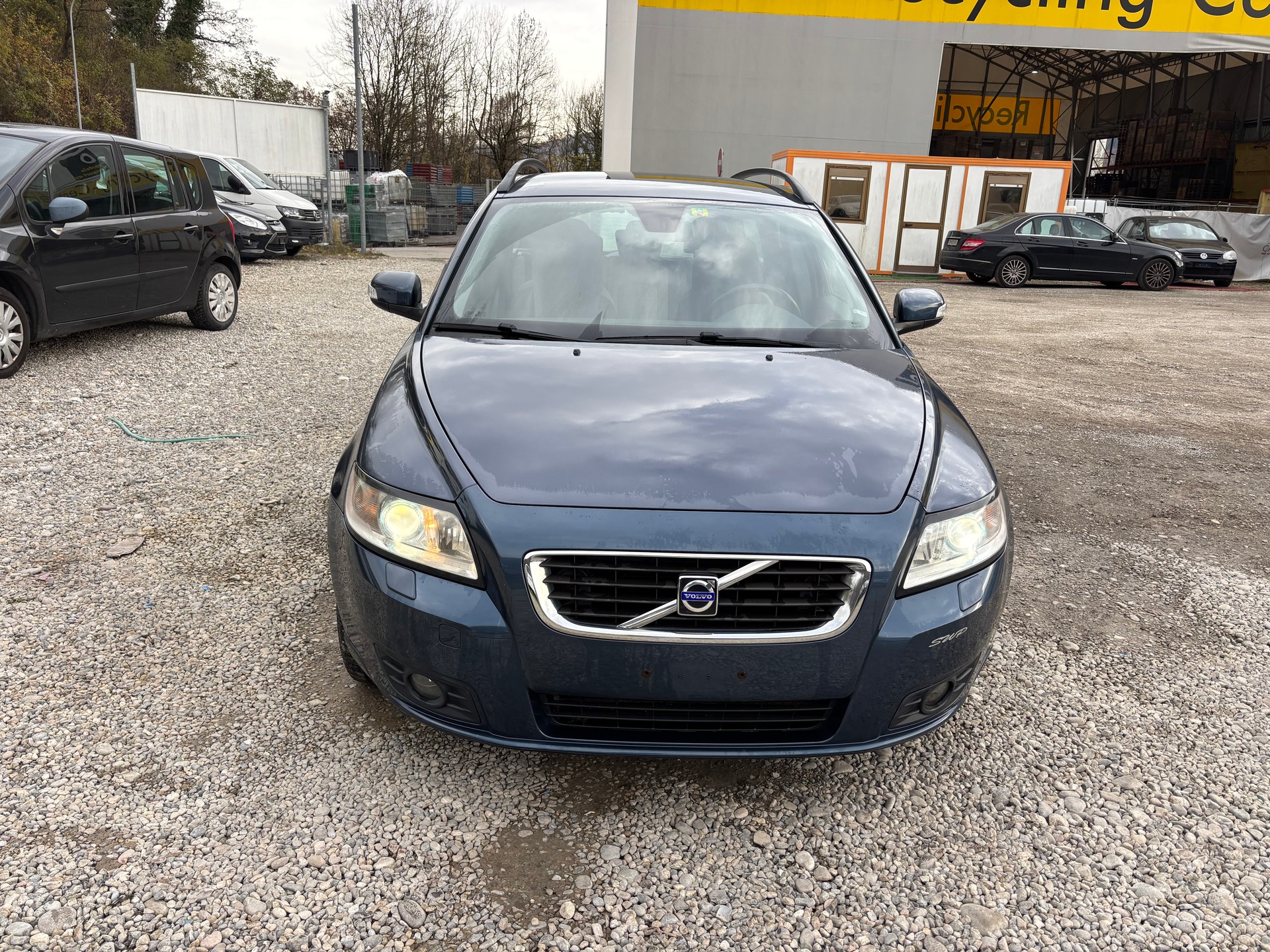 VOLVO V50 2.0D Kinetic-image-4