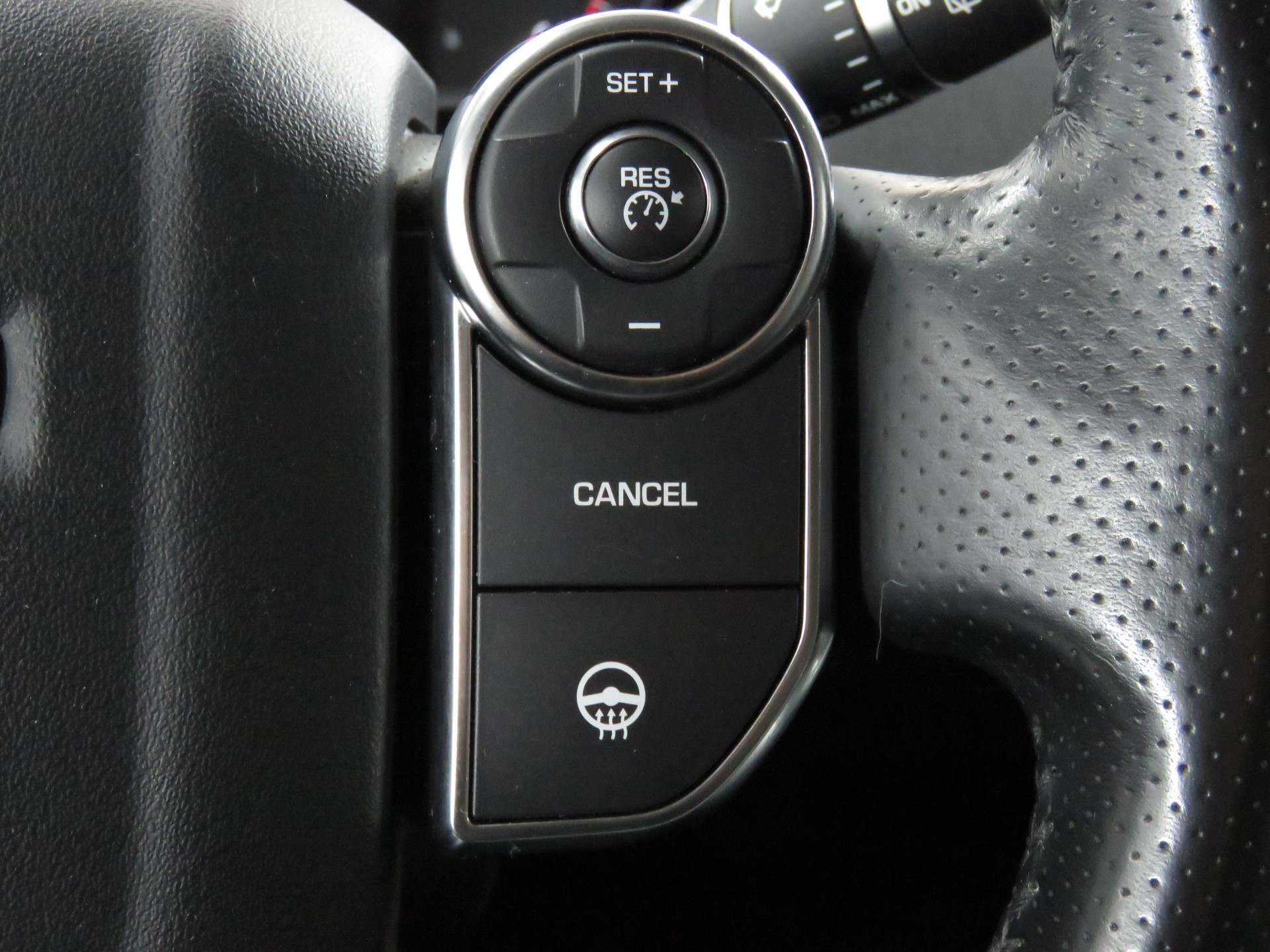 LAND ROVER Range Rover Sport 3.0 SDV6 HSE Automat (AHK 3.5 t)-image-19
