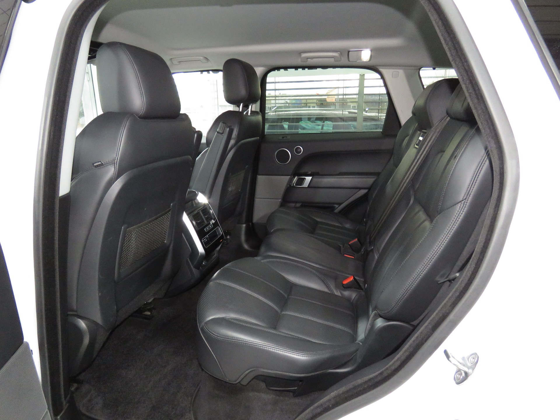 LAND ROVER Range Rover Sport 3.0 SDV6 HSE Automat (AHK 3.5 t)-image-8