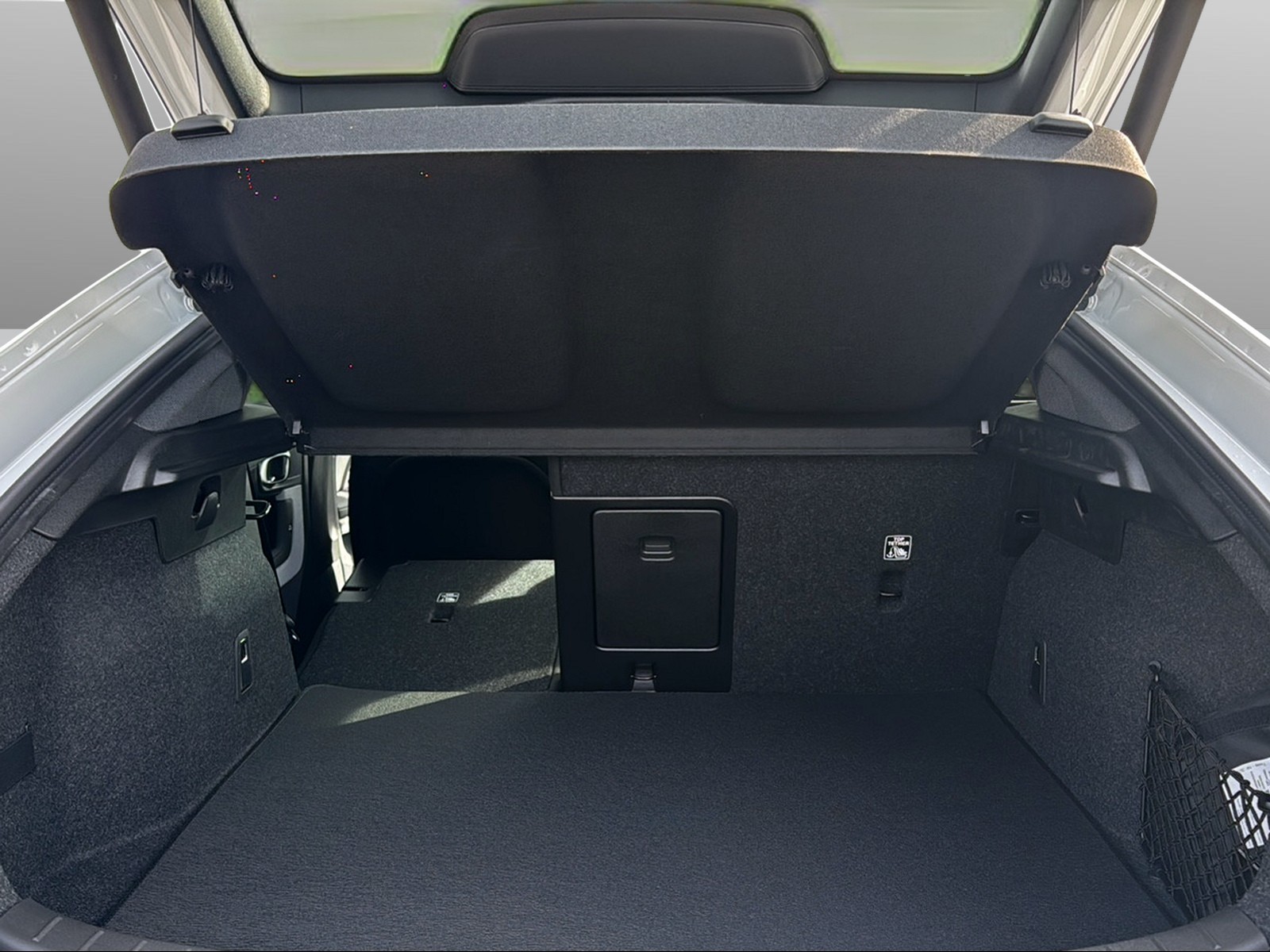 POLESTAR 2 Long Range Single Motor-image-15