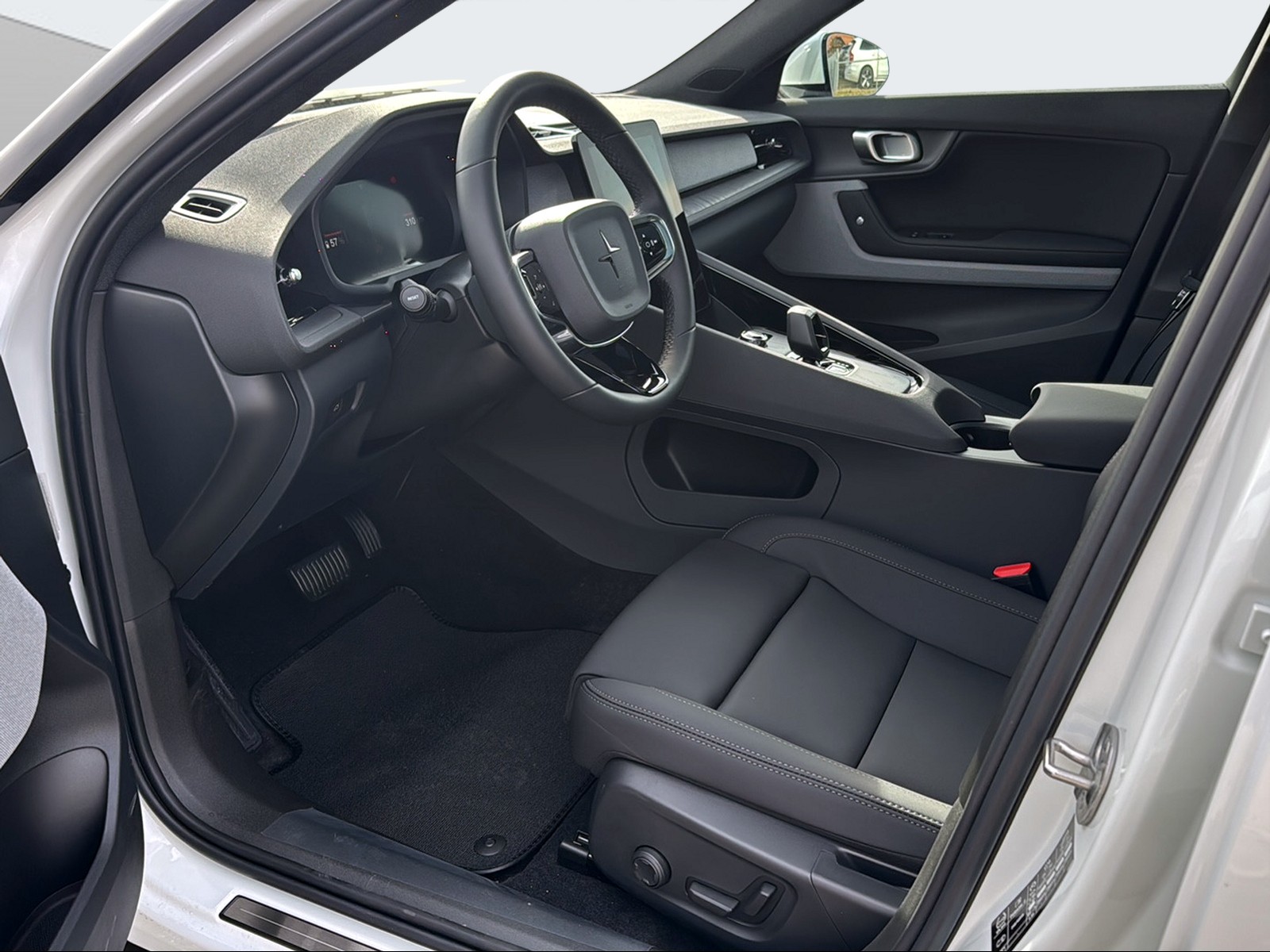 POLESTAR 2 Long Range Single Motor-image-9