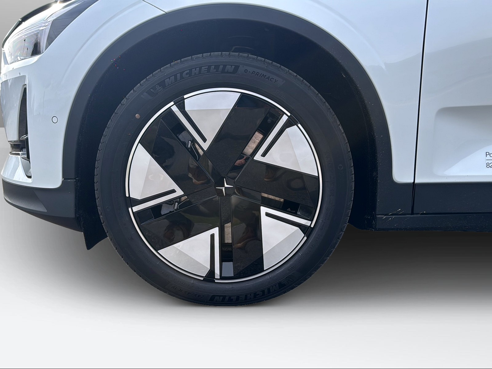 POLESTAR 2 Long Range Single Motor-image-8