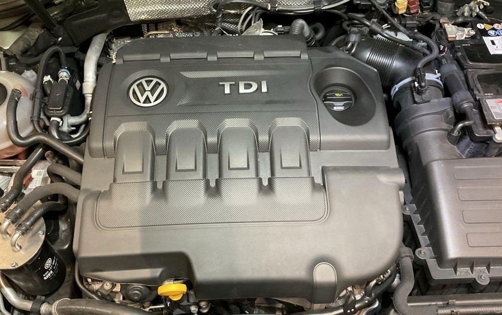 VW Passat Variant 2.0 TDI BMT Comfortline DSG 4Motion-image-8