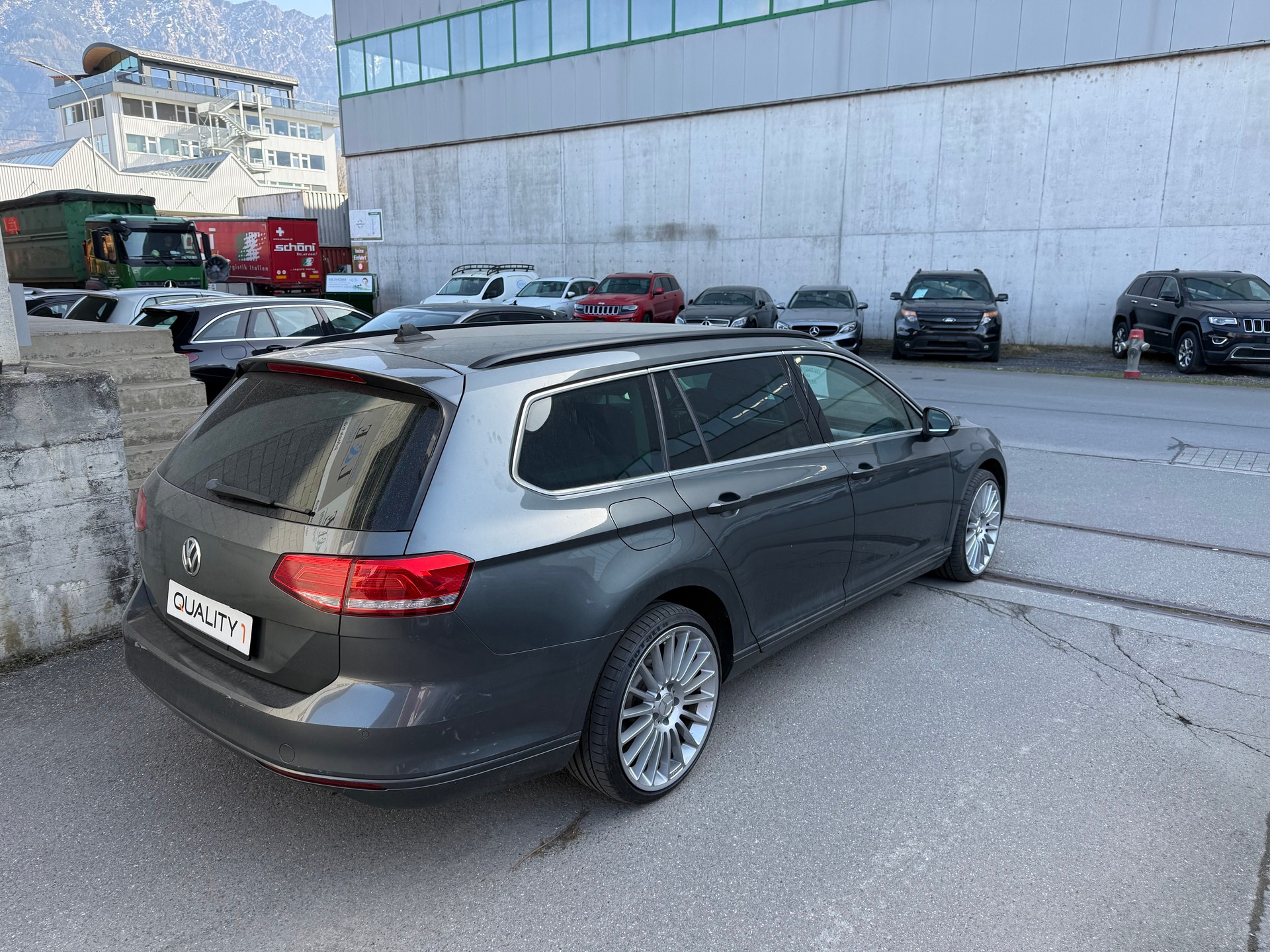 VW Passat Variant 2.0 TDI BMT Comfortline DSG 4Motion-image-4