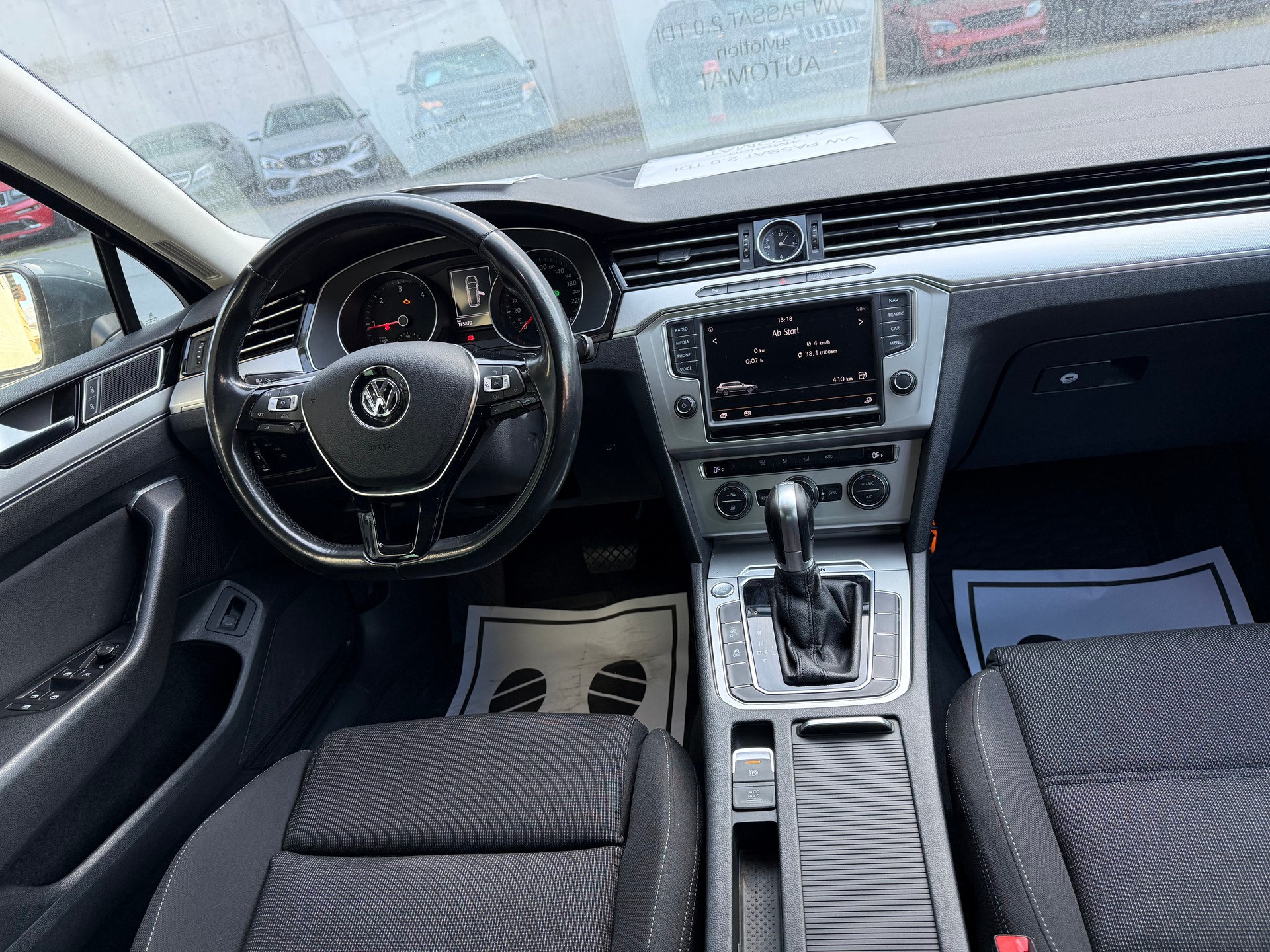 VW Passat Variant 2.0 TDI BMT Comfortline DSG 4Motion-image-5