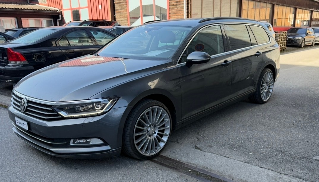 VW Passat Variant 2.0 TDI BMT Comfortline DSG 4Motion-image-2