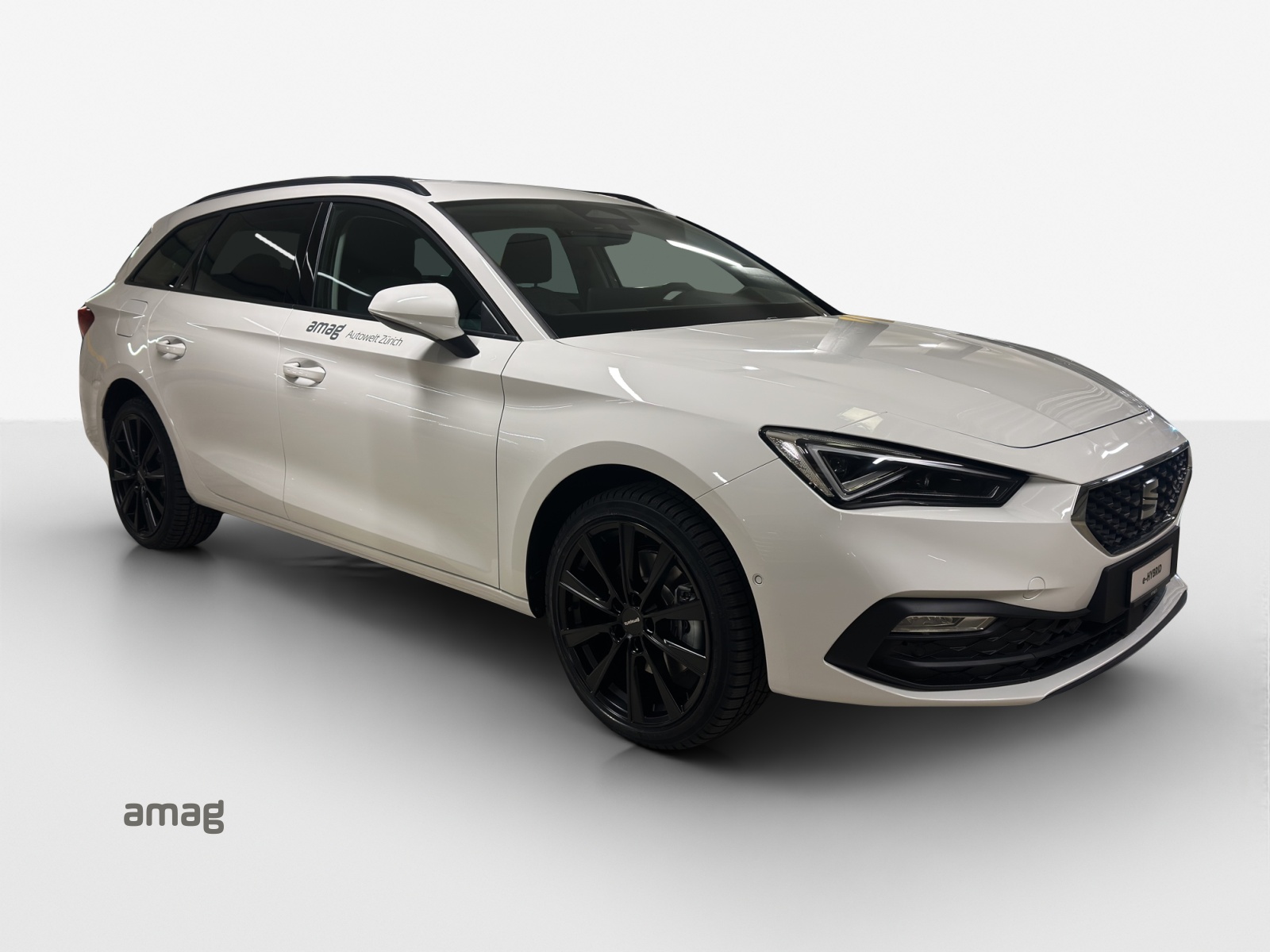 SEAT Leon ST 1.5 eHybrid pHEV DSG Business Edition-image-5