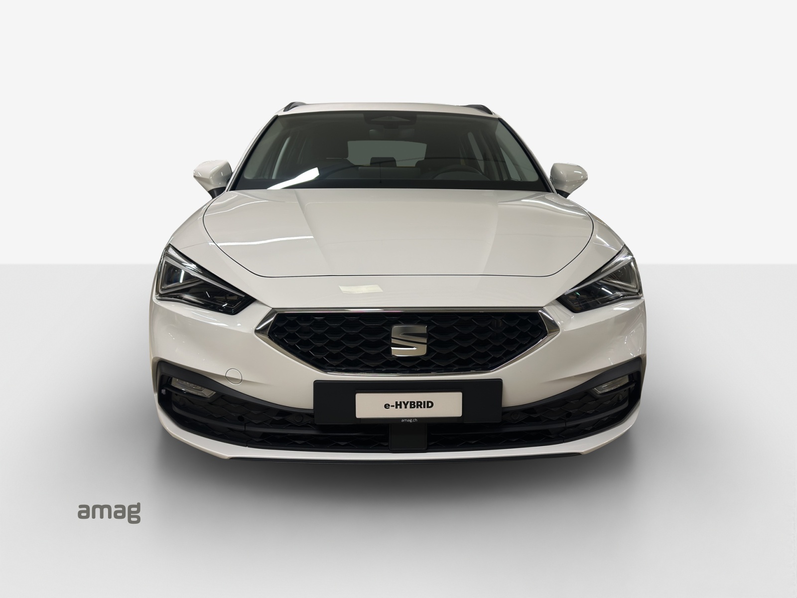 SEAT Leon ST 1.5 eHybrid pHEV DSG Business Edition-image-6
