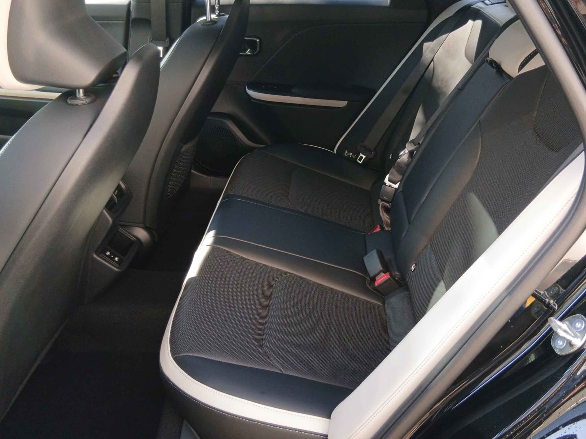 KIA K4 1.6T-GDI DCT GT-LINE CH-Fz.-image-6