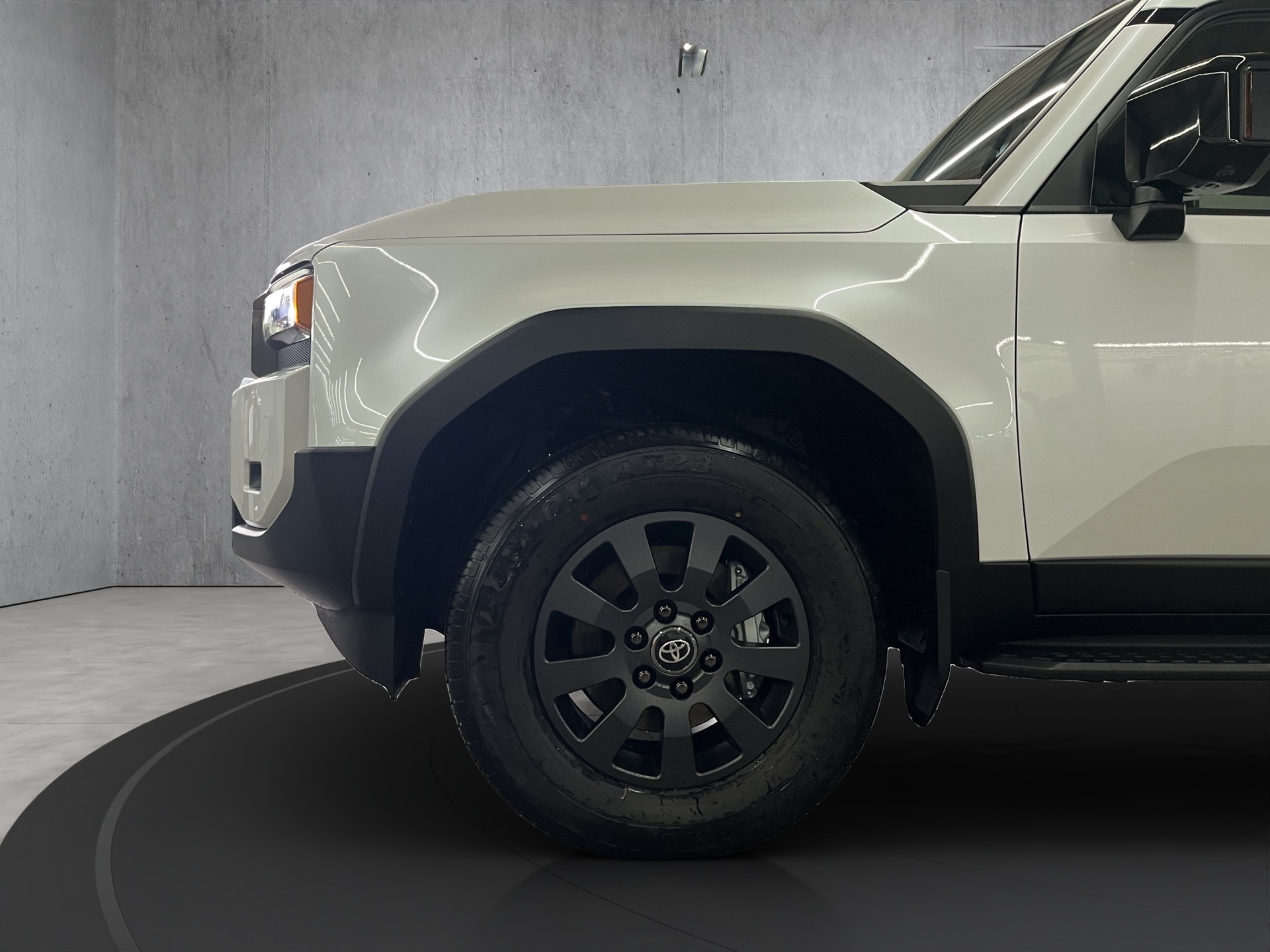 TOYOTA LAND CRUISER 2.8 D Style-image-14