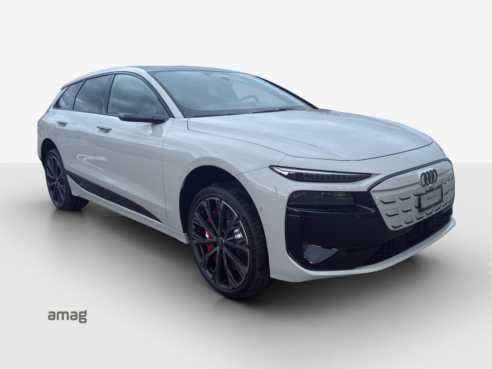 AUDI S6 Avant e-tron quattro-image-6