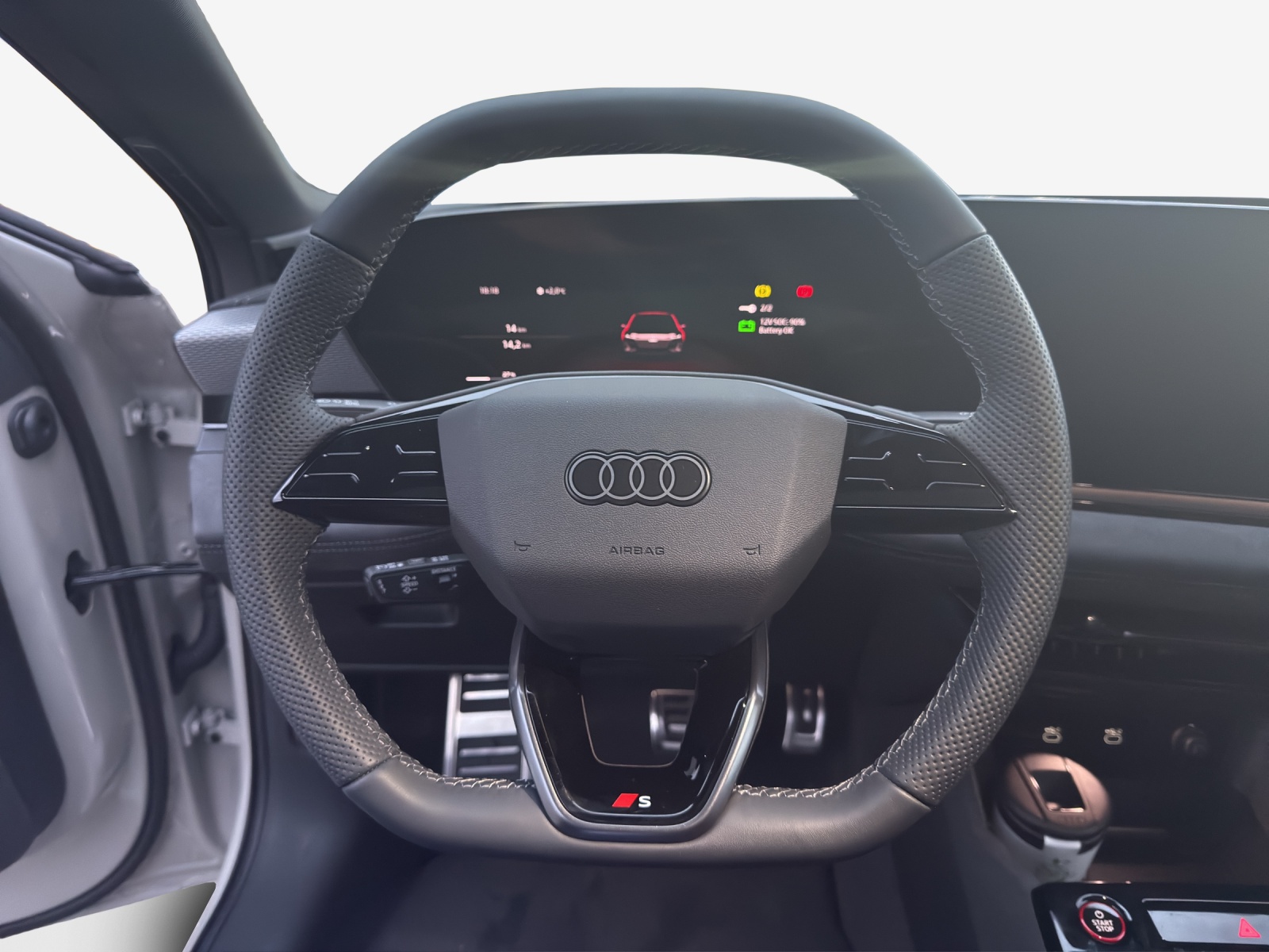 AUDI S6 Avant e-tron quattro-image-10