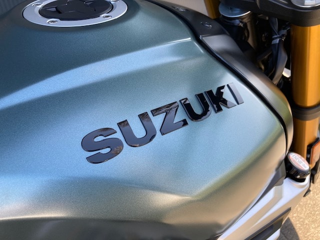 SUZUKI GSX-8T-image-2