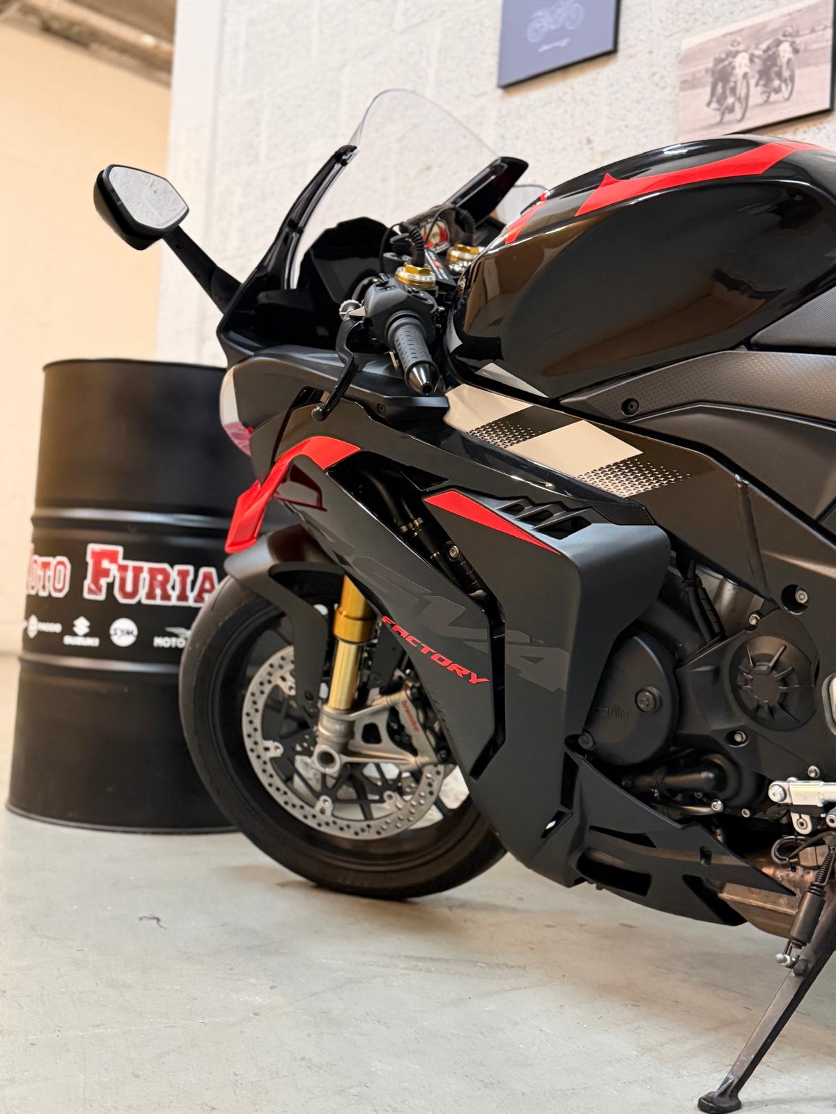 APRILIA RSV4 1100 E5+ Factory-image-12