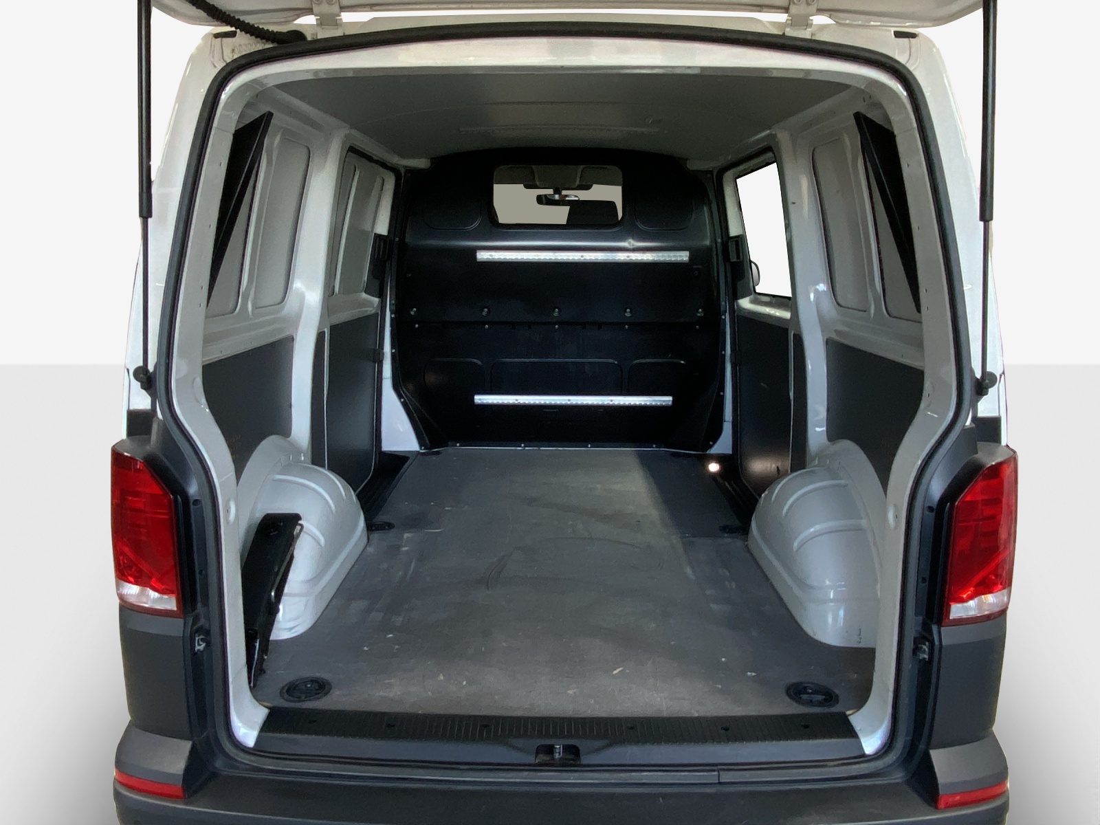 VW T6.1 2.0 TDI-image-12