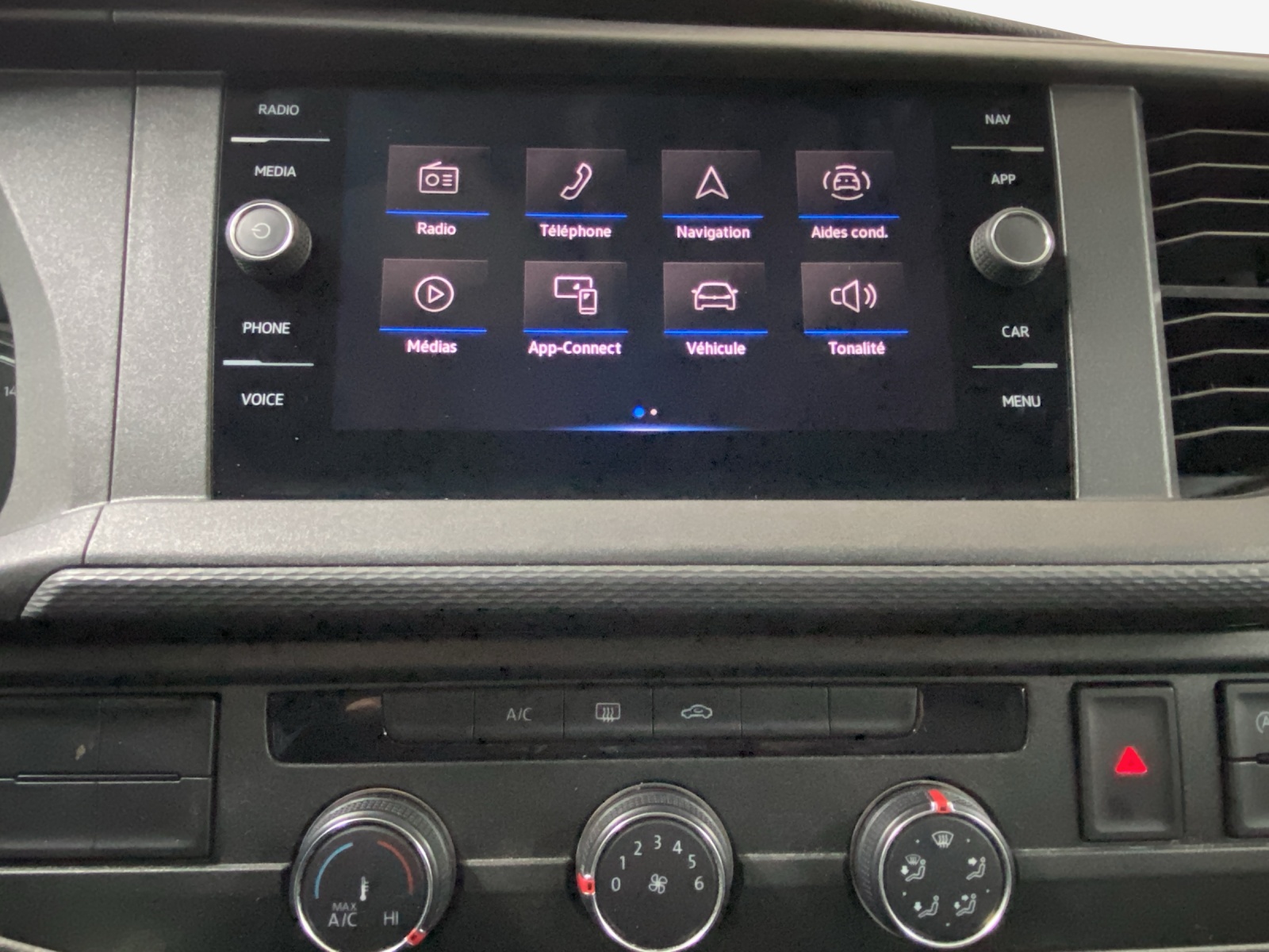 VW T6.1 2.0 TDI-image-14