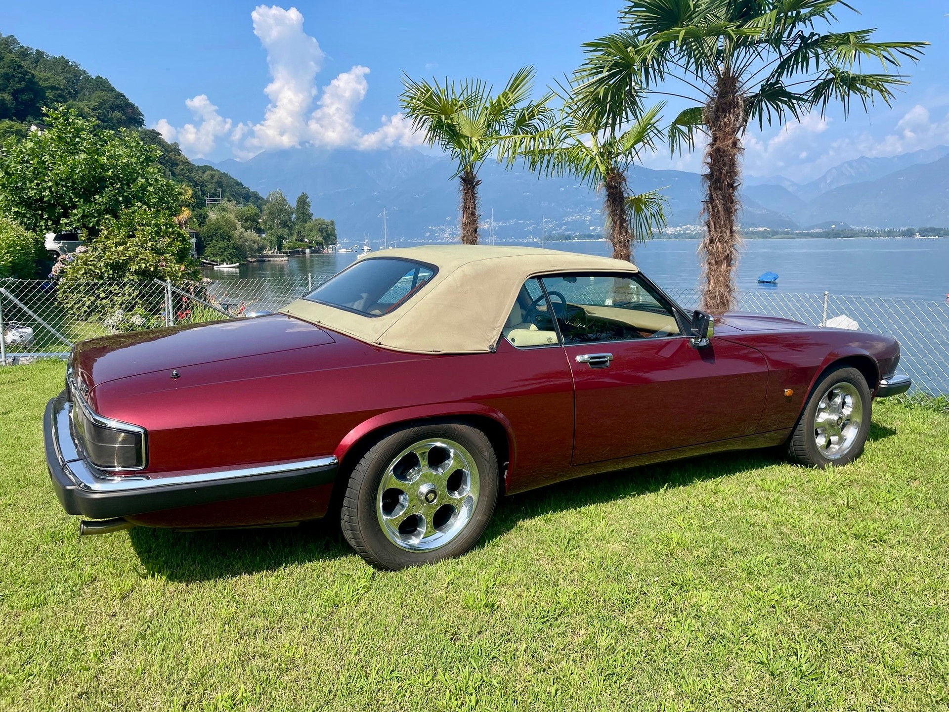 JAGUAR XJS 5.3 V12 Convertible-image-1
