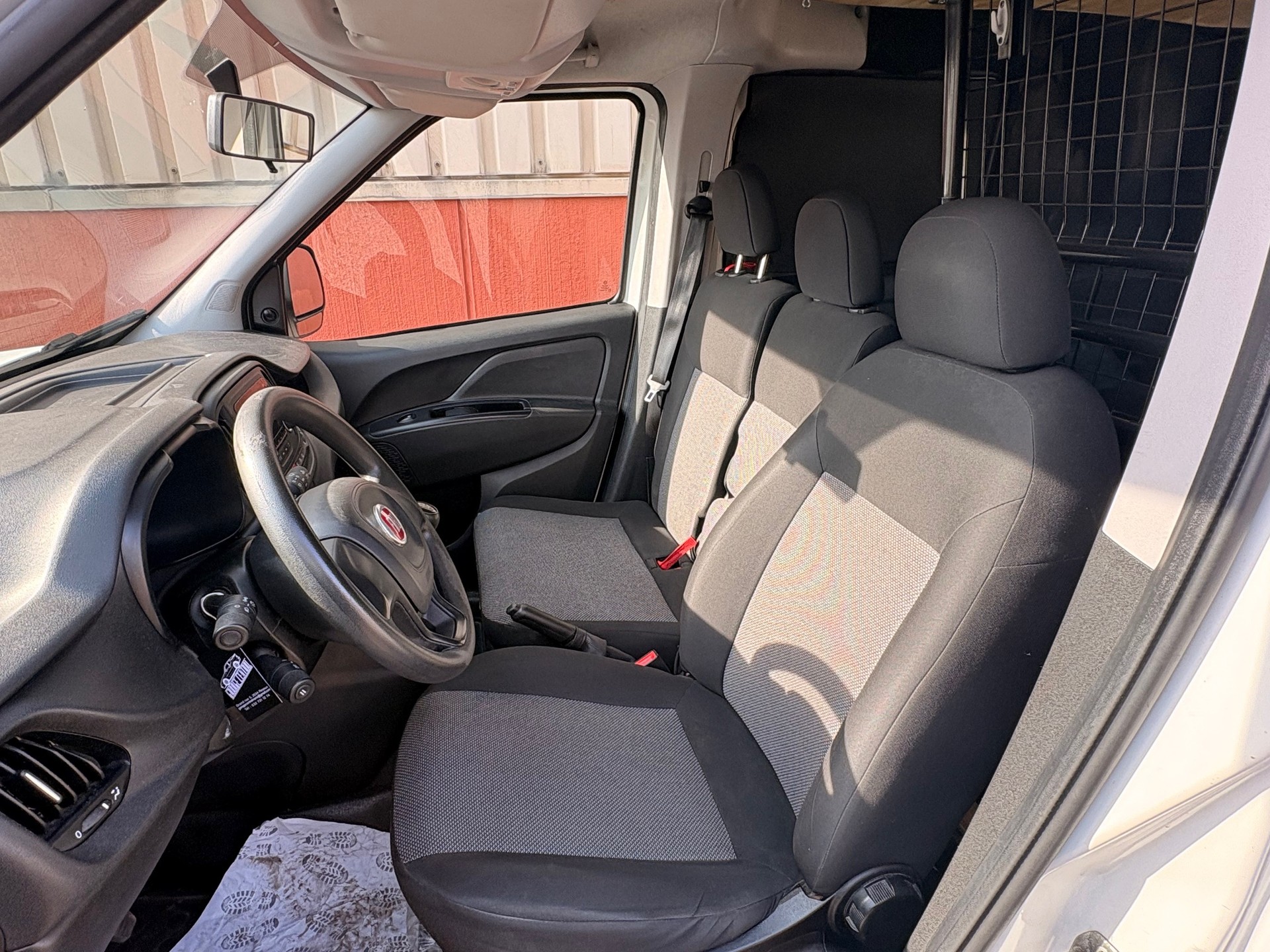 FIAT Doblò 1.4 MPI Cargo Easy Pro-image-8