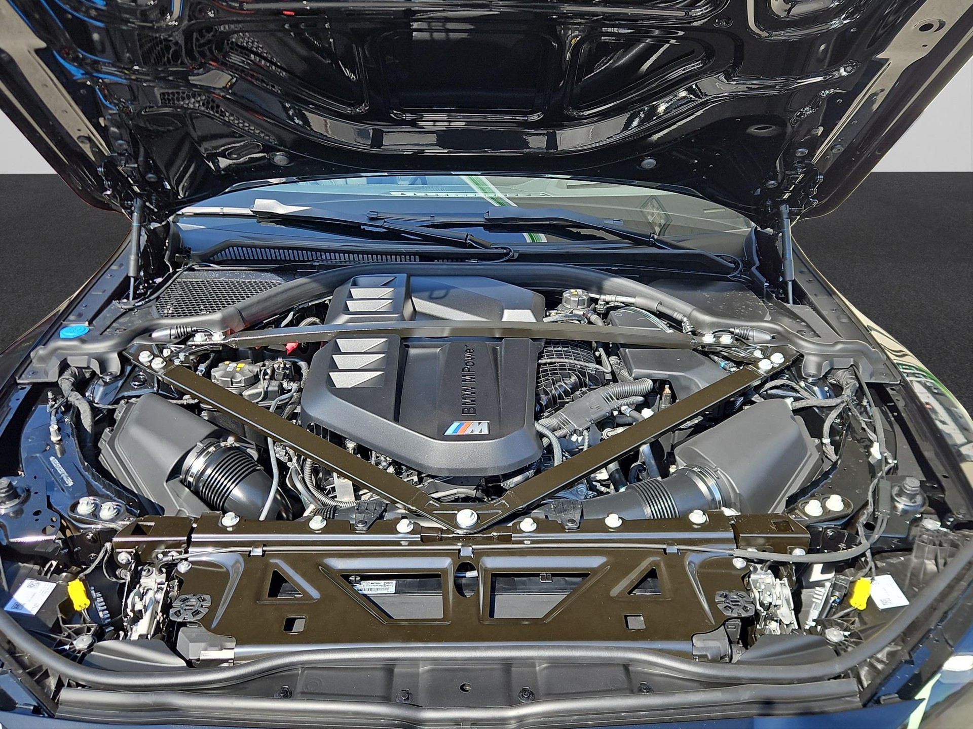 BMW M3 Competition xDrive-image-22