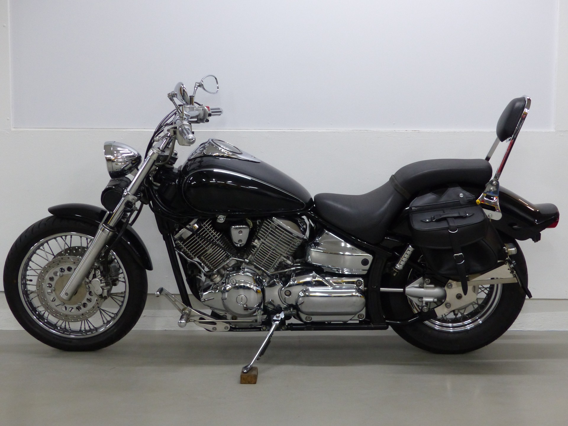 YAMAHA XVS 1100 Drag Star mit Zubehör-showroom-element-2