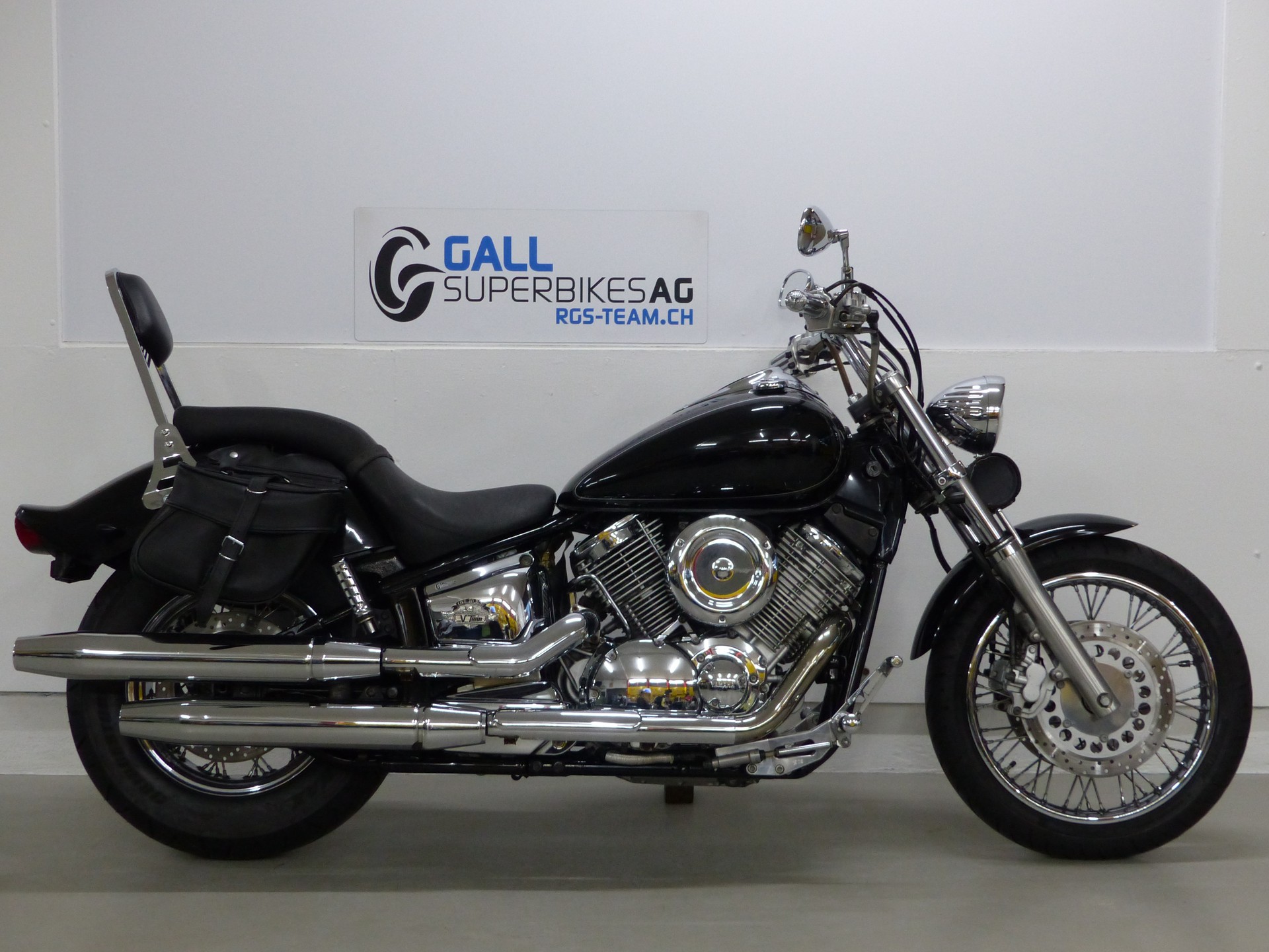 YAMAHA XVS 1100 Drag Star mit Zubehör