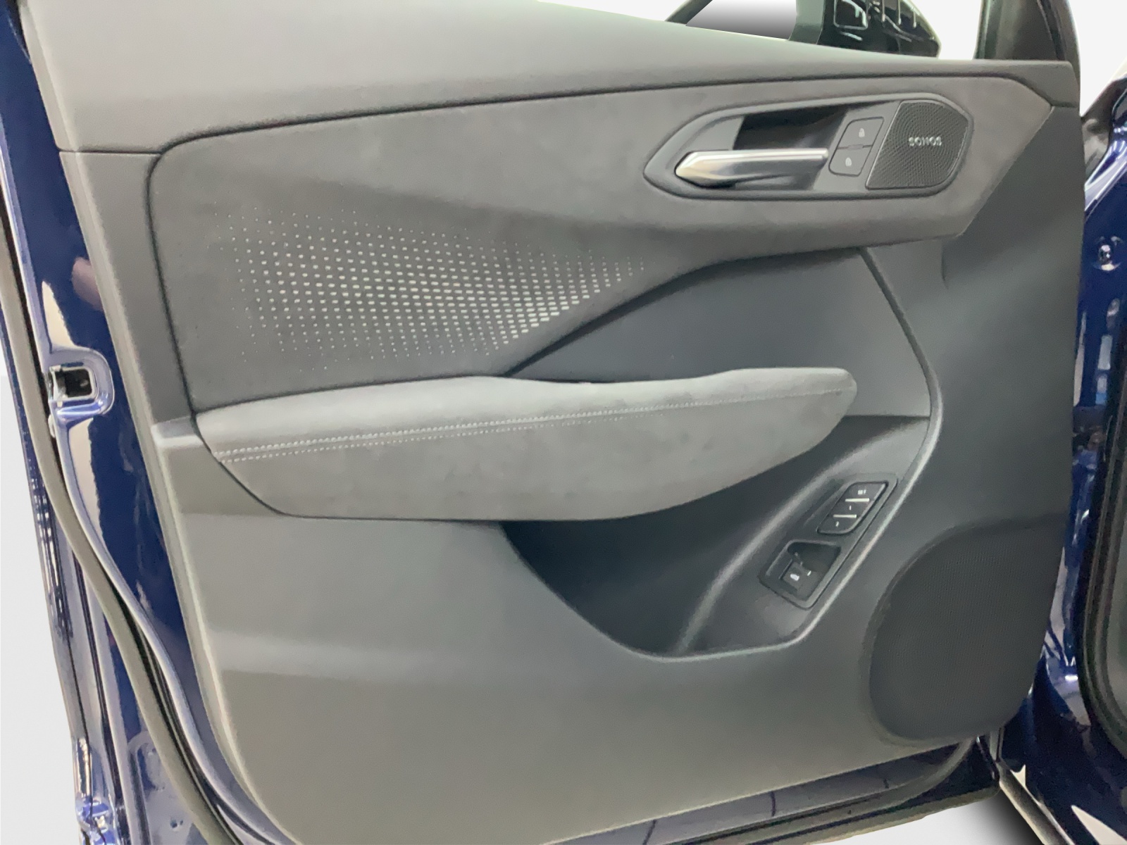 AUDI Q3 SUV 110 kW TFSI S tronic-image-14