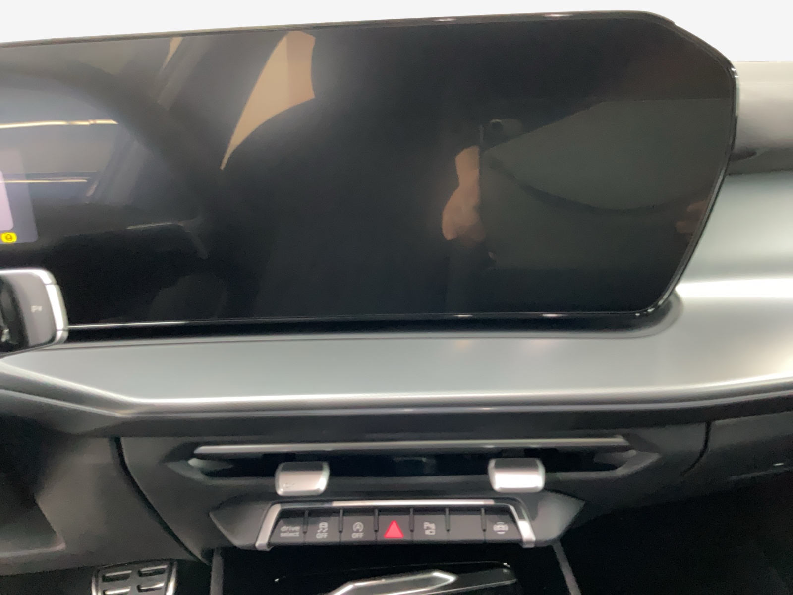 AUDI Q3 SUV 110 kW TFSI S tronic-image-10