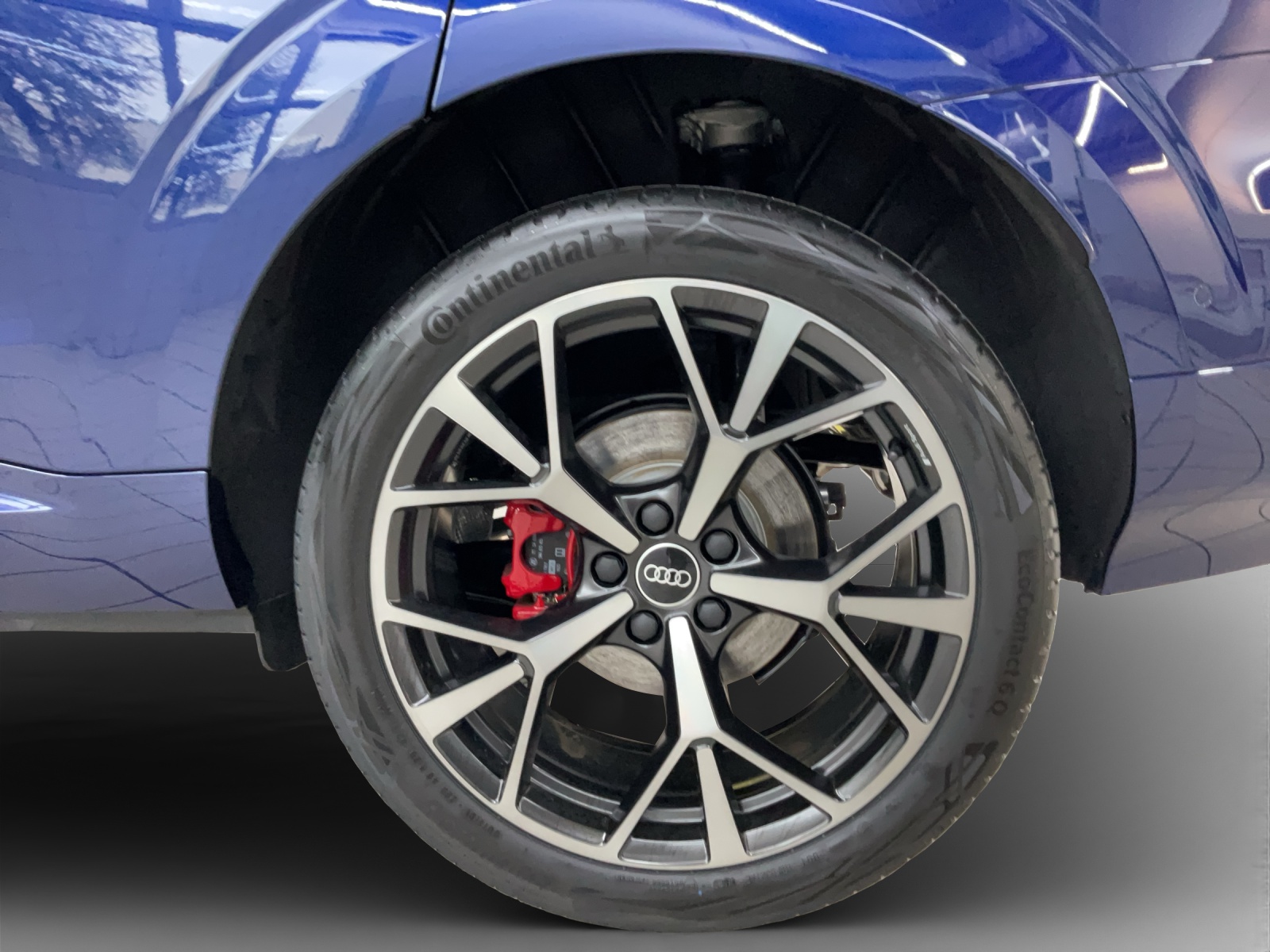 AUDI Q3 SUV 110 kW TFSI S tronic-image-13