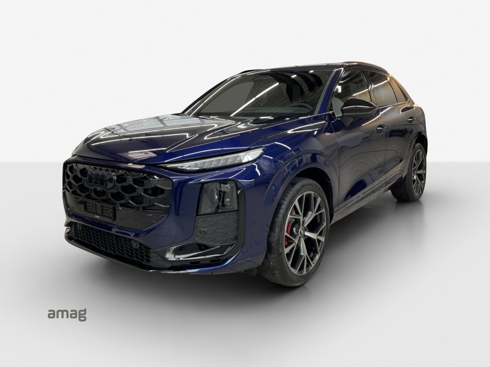 AUDI Q3 SUV 110 kW TFSI S tronic-image-0