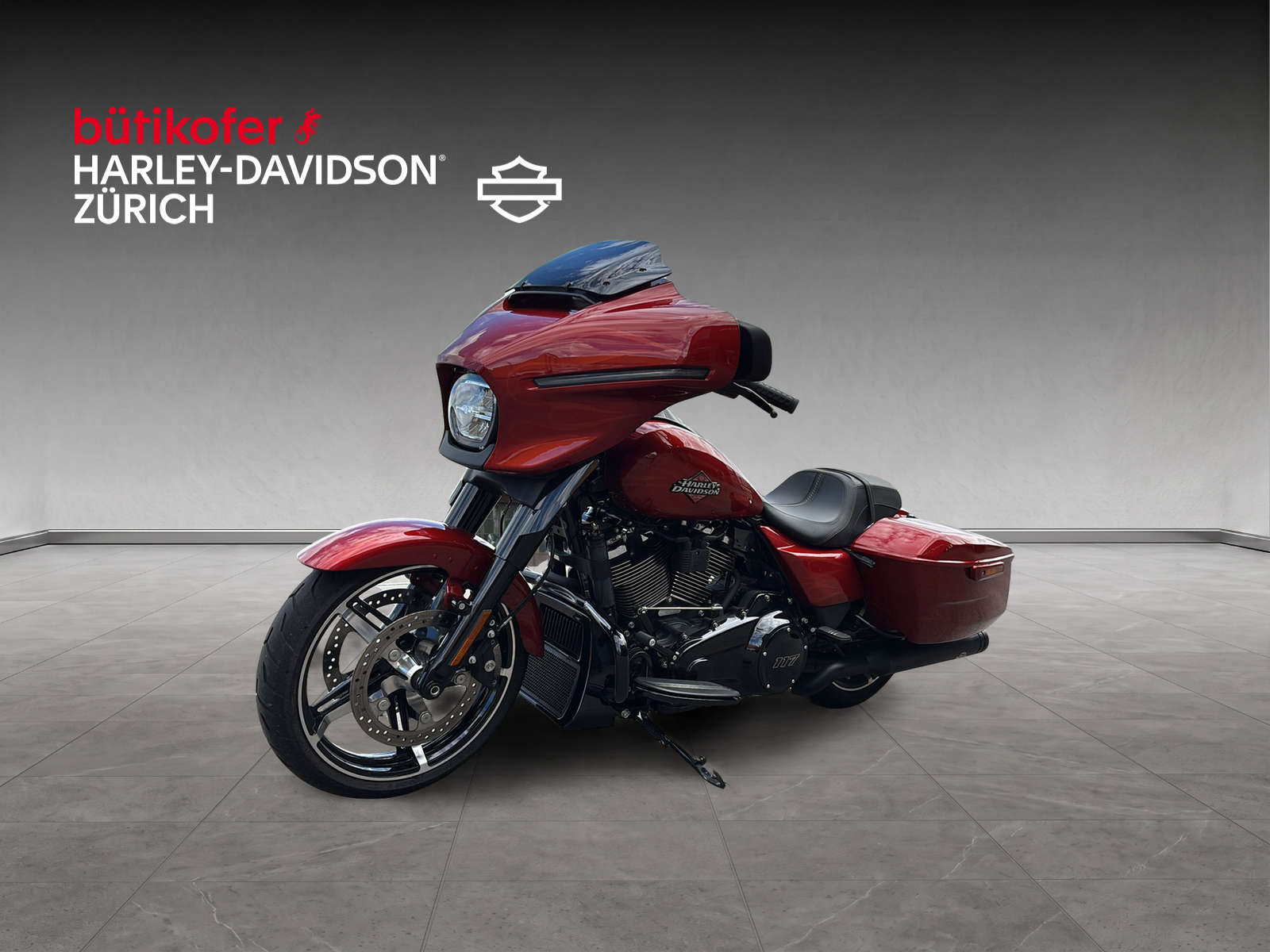 HARLEY-DAVIDSON FLHX Street Glide Black Finish 117-showroom-element-2