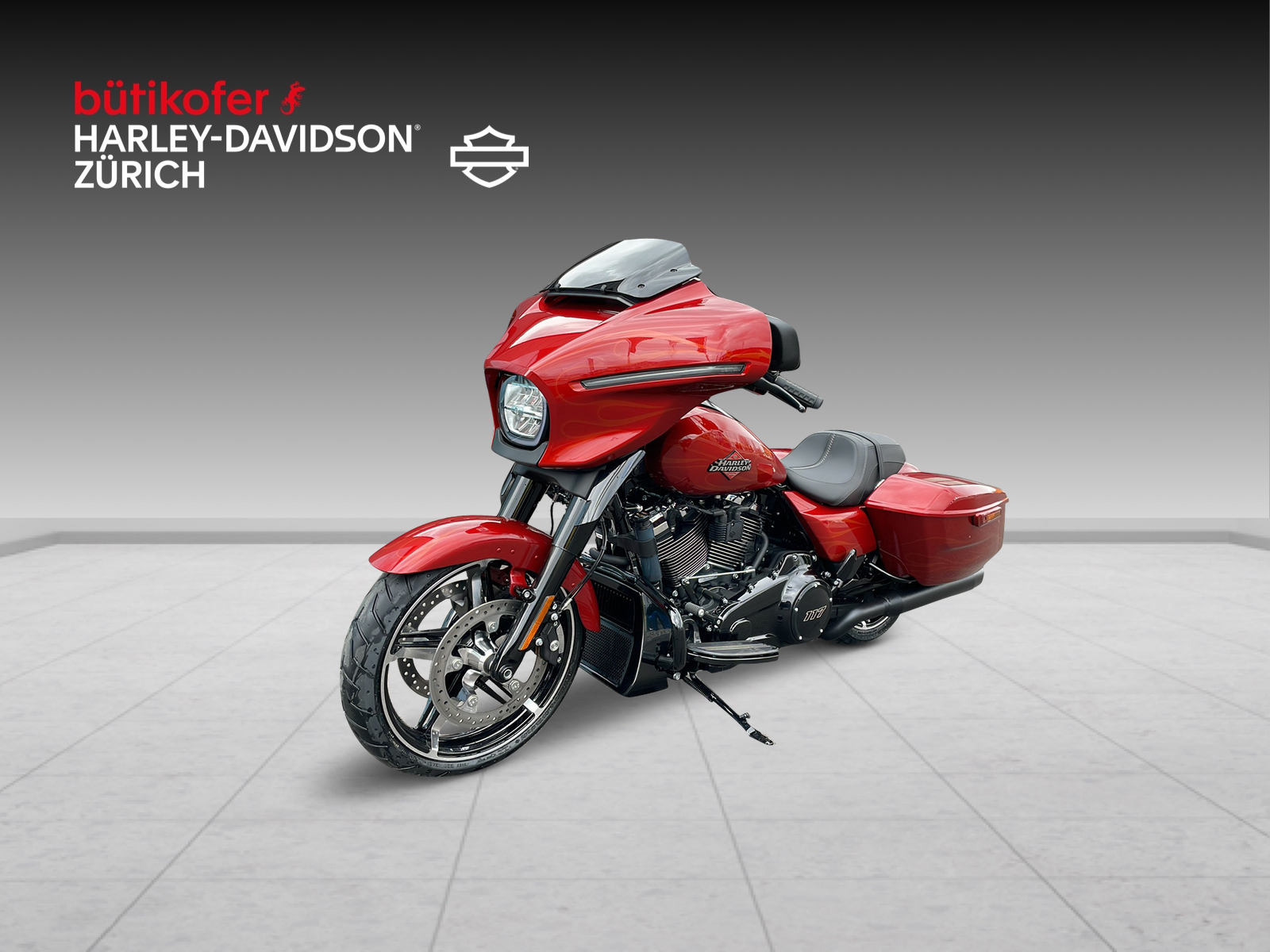 HARLEY-DAVIDSON FLHX Street Glide Black Finish 117-showroom-element-2
