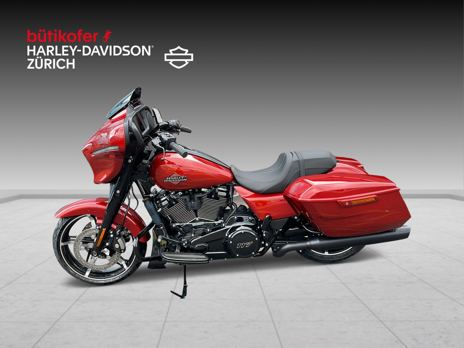 HARLEY-DAVIDSON FLHX Street Glide Black Finish 117-showroom-element-3