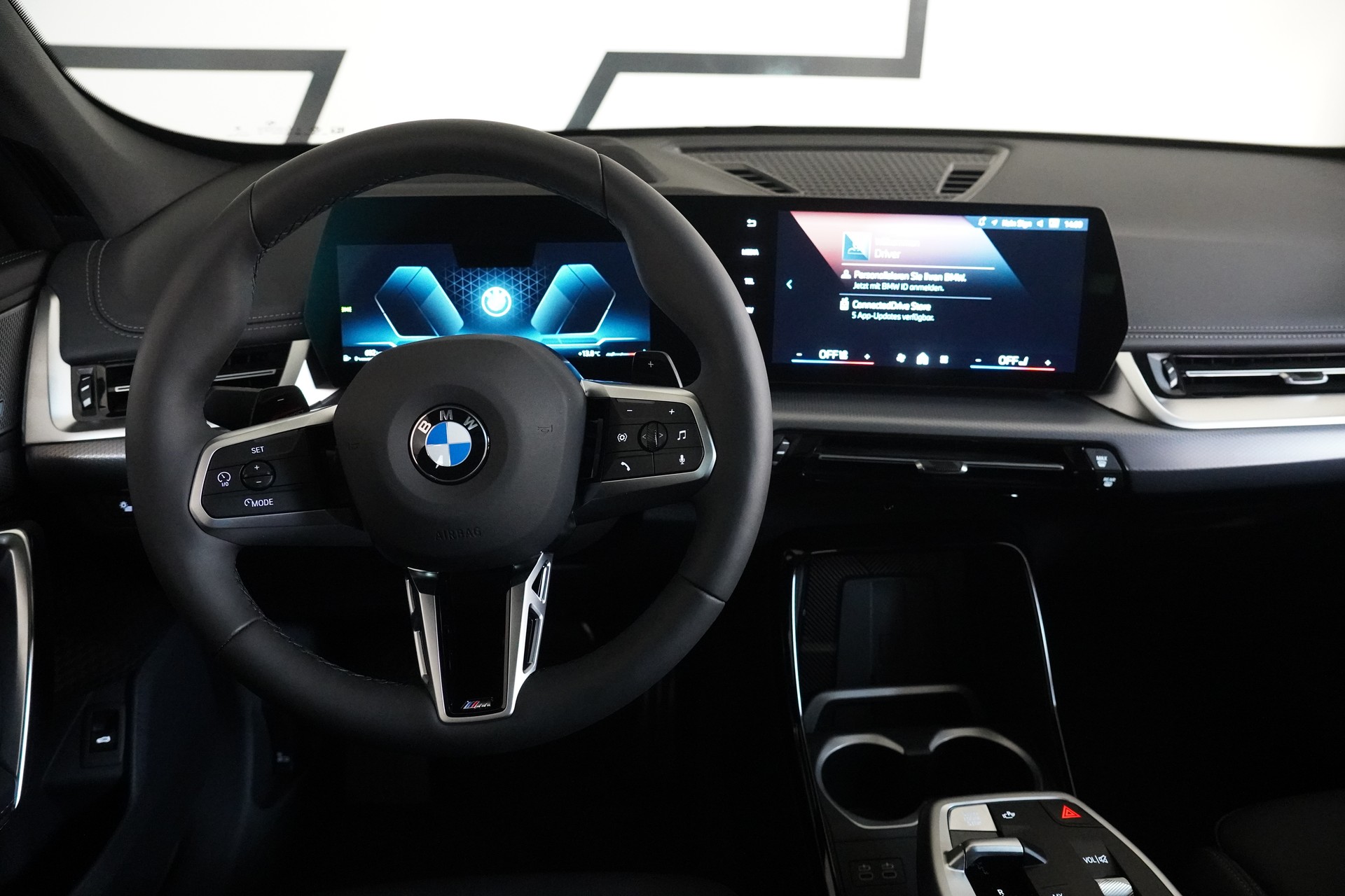 BMW X1 xDrive 23i 48V M Sport Pro-image-20