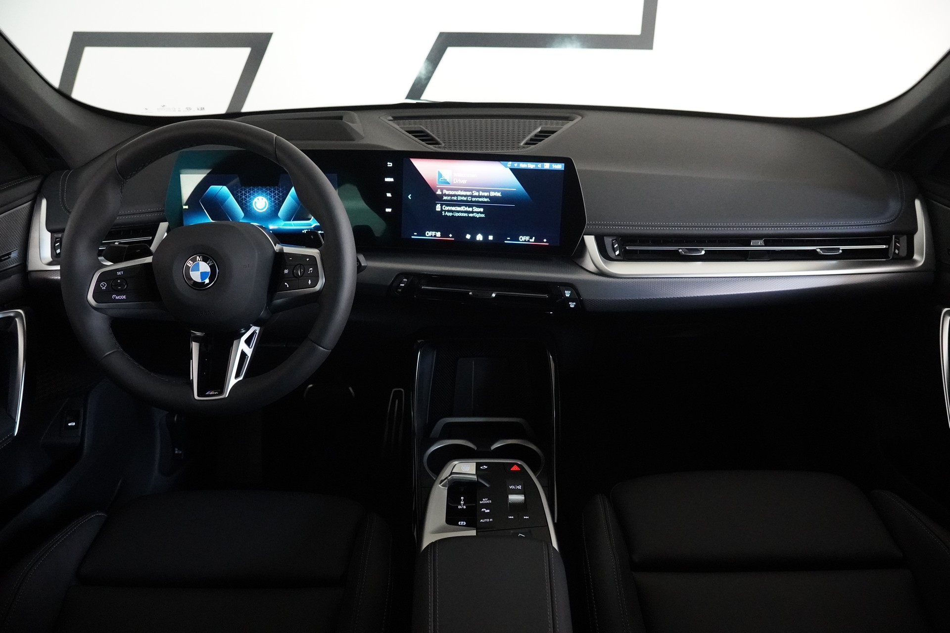 BMW X1 xDrive 23i 48V M Sport Pro-image-17