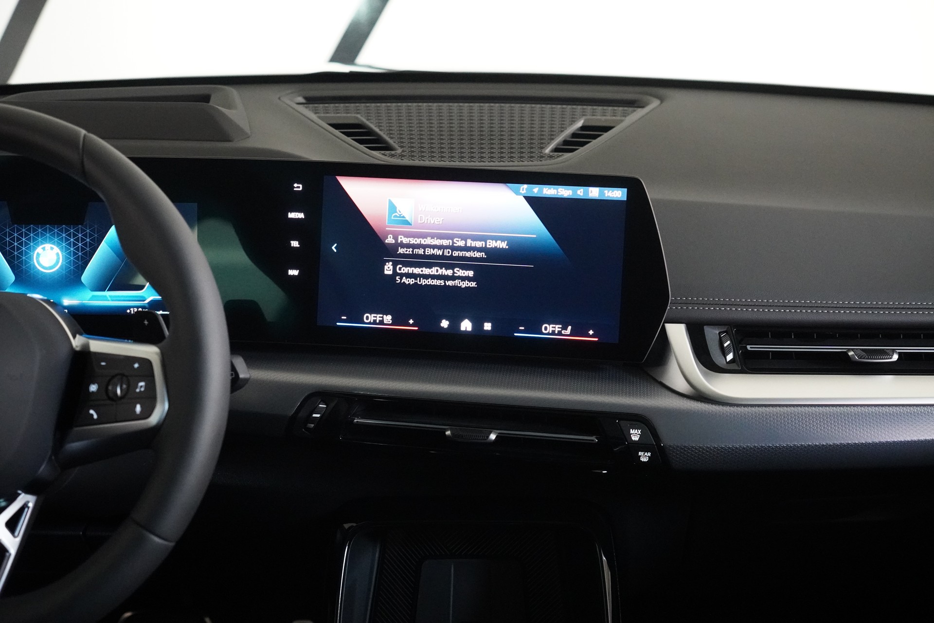 BMW X1 xDrive 23i 48V M Sport Pro-image-18