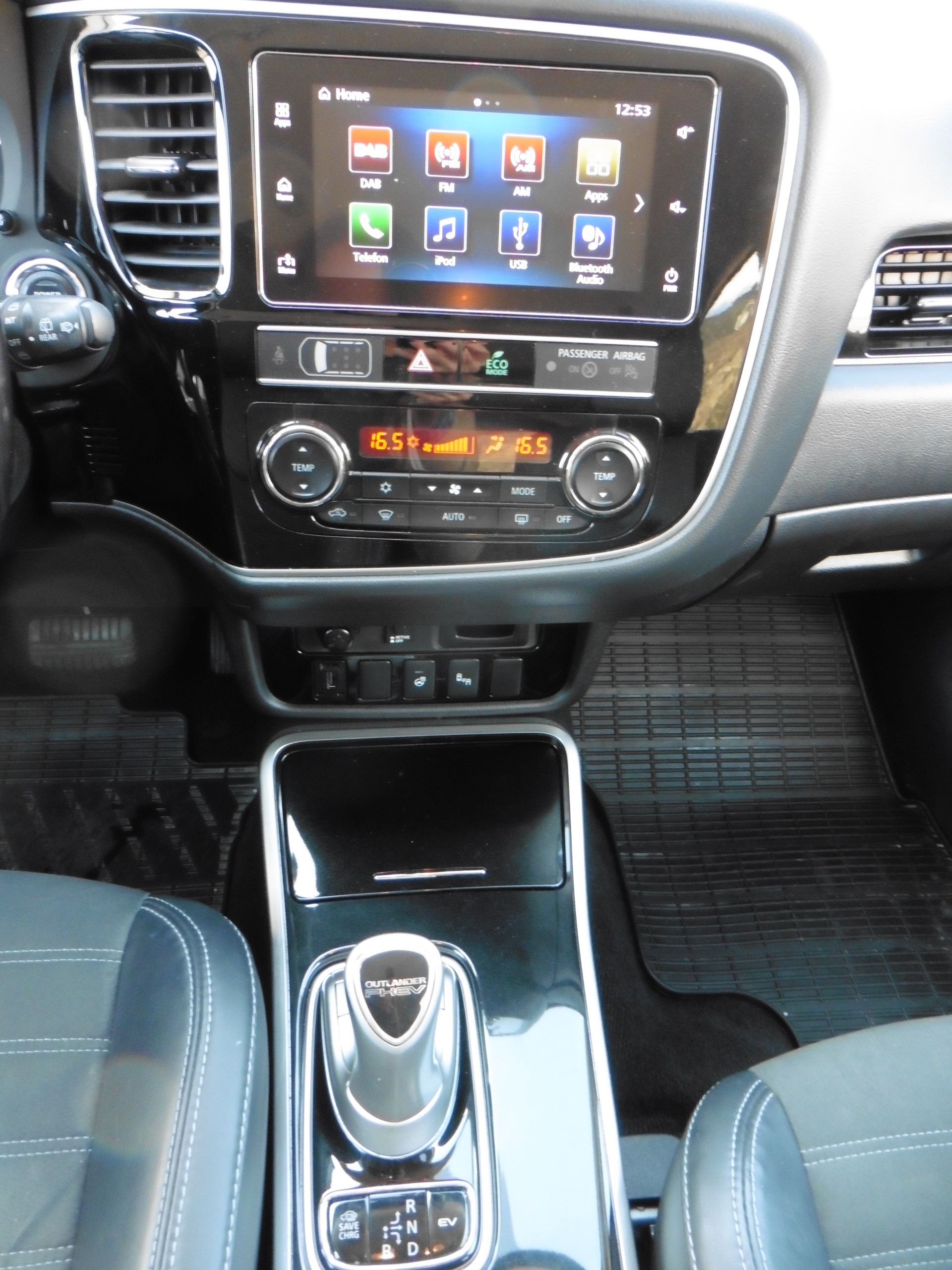 MITSUBISHI Outlander 2.4 PHEV Style 4WD Automatic-image-15