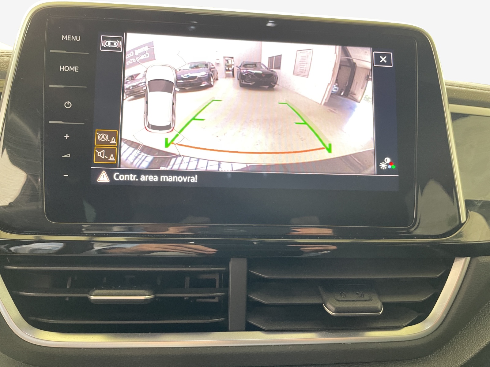 VW T-Roc 2.0 TSI R-Line DSG 4Motion-image-14