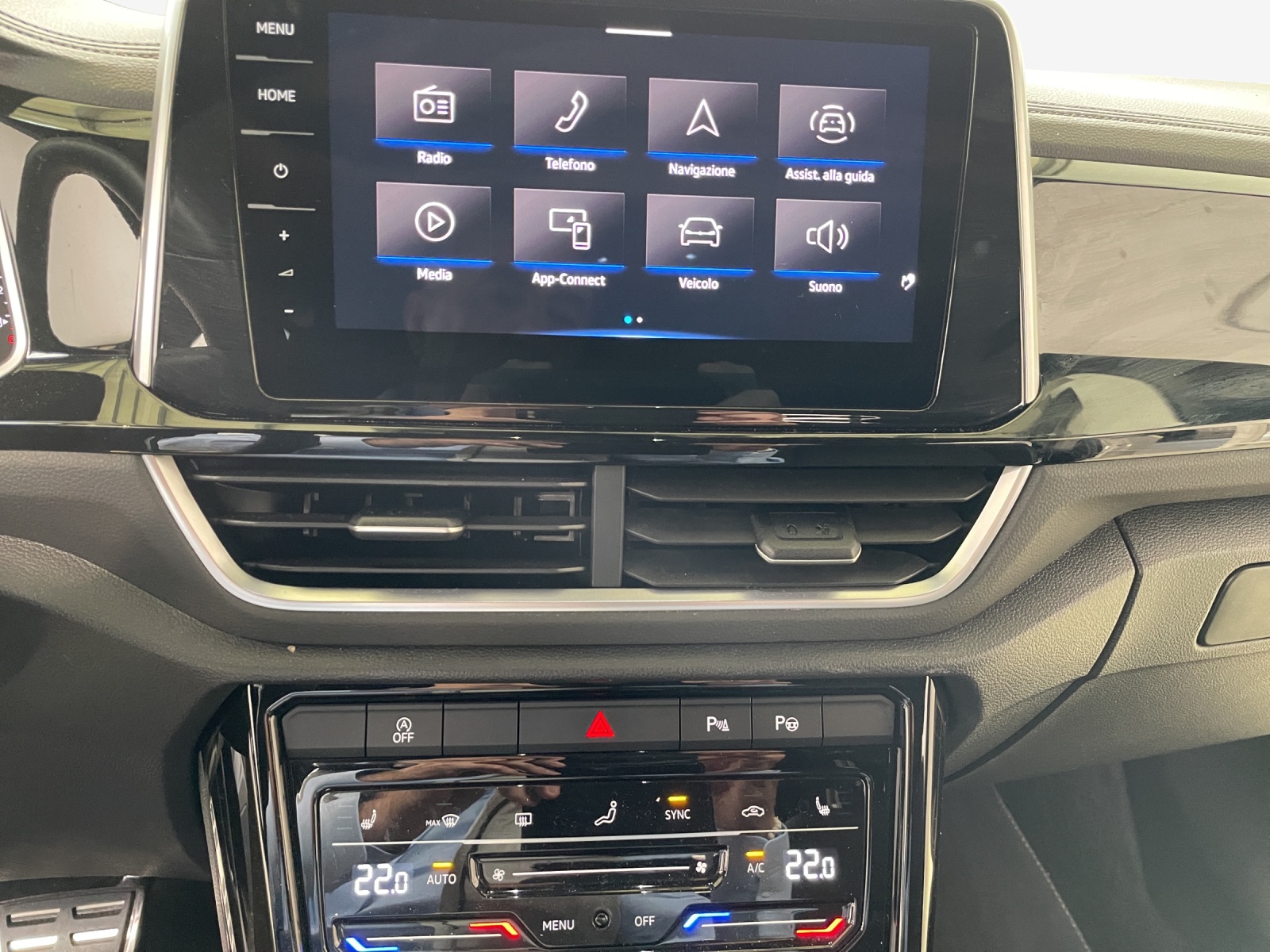 VW T-Roc 2.0 TSI R-Line DSG 4Motion-image-10