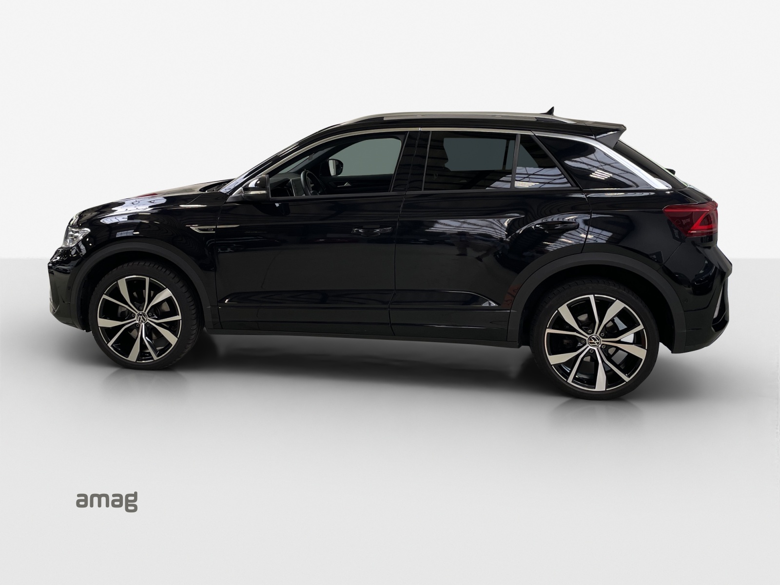 VW T-Roc 2.0 TSI R-Line DSG 4Motion-image-1