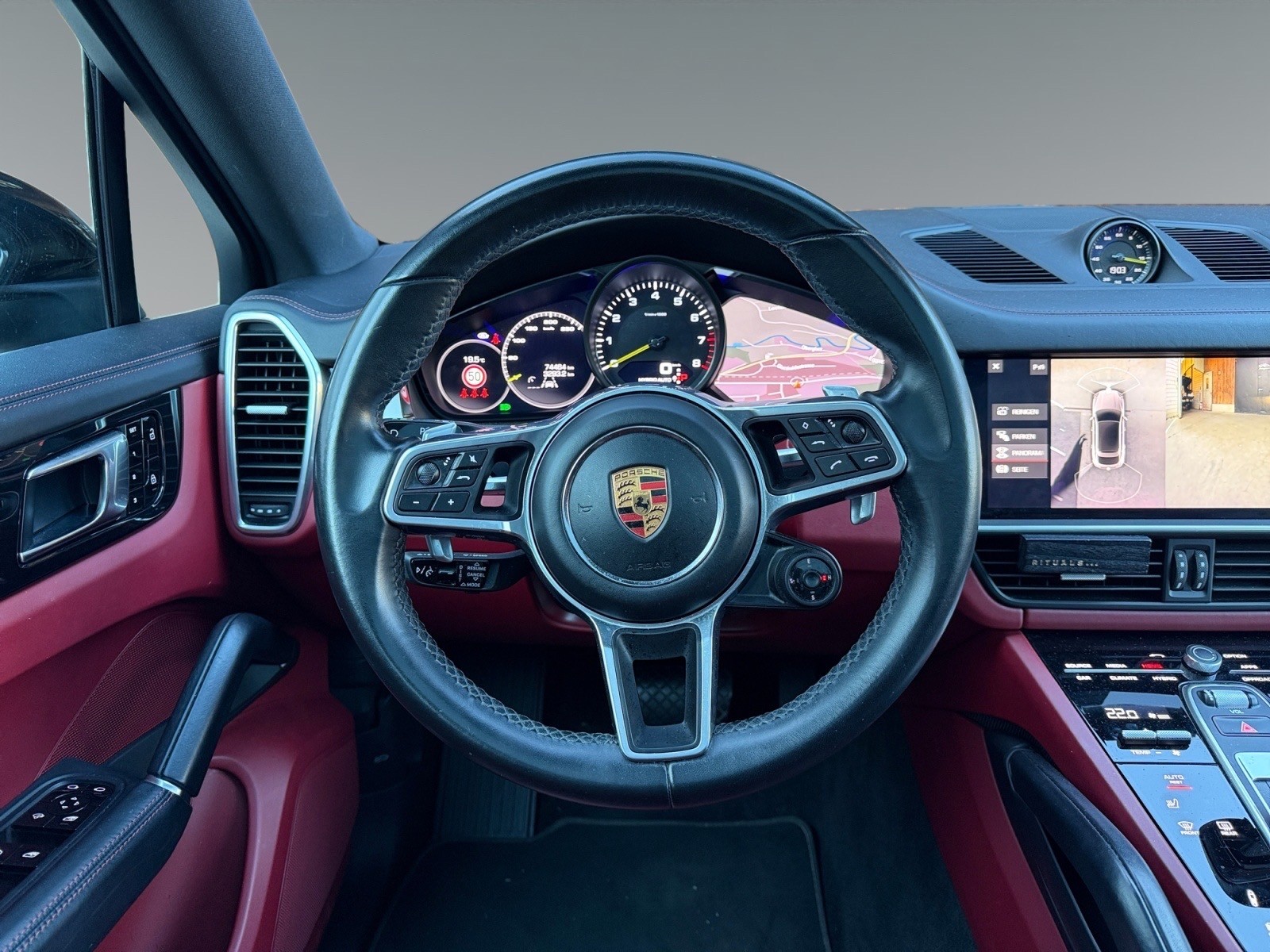 PORSCHE Cayenne Coupé E-Hybrid-image-11