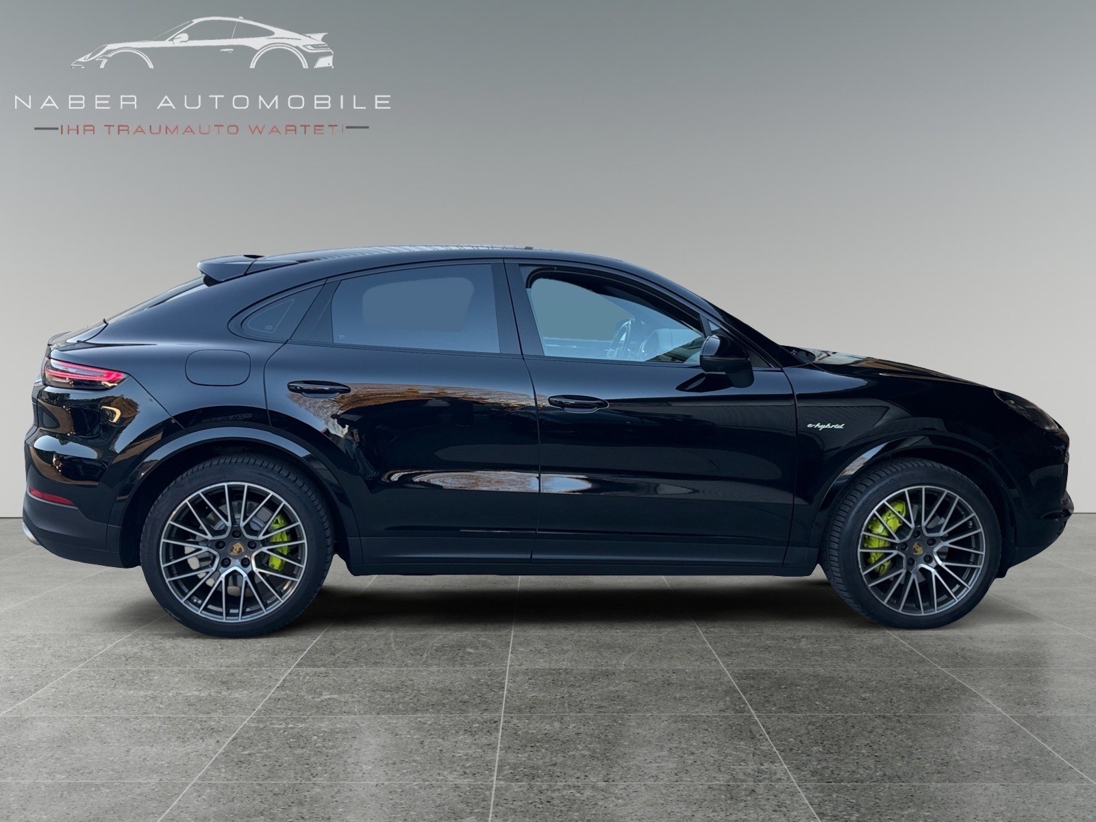 PORSCHE Cayenne Coupé E-Hybrid-image-5