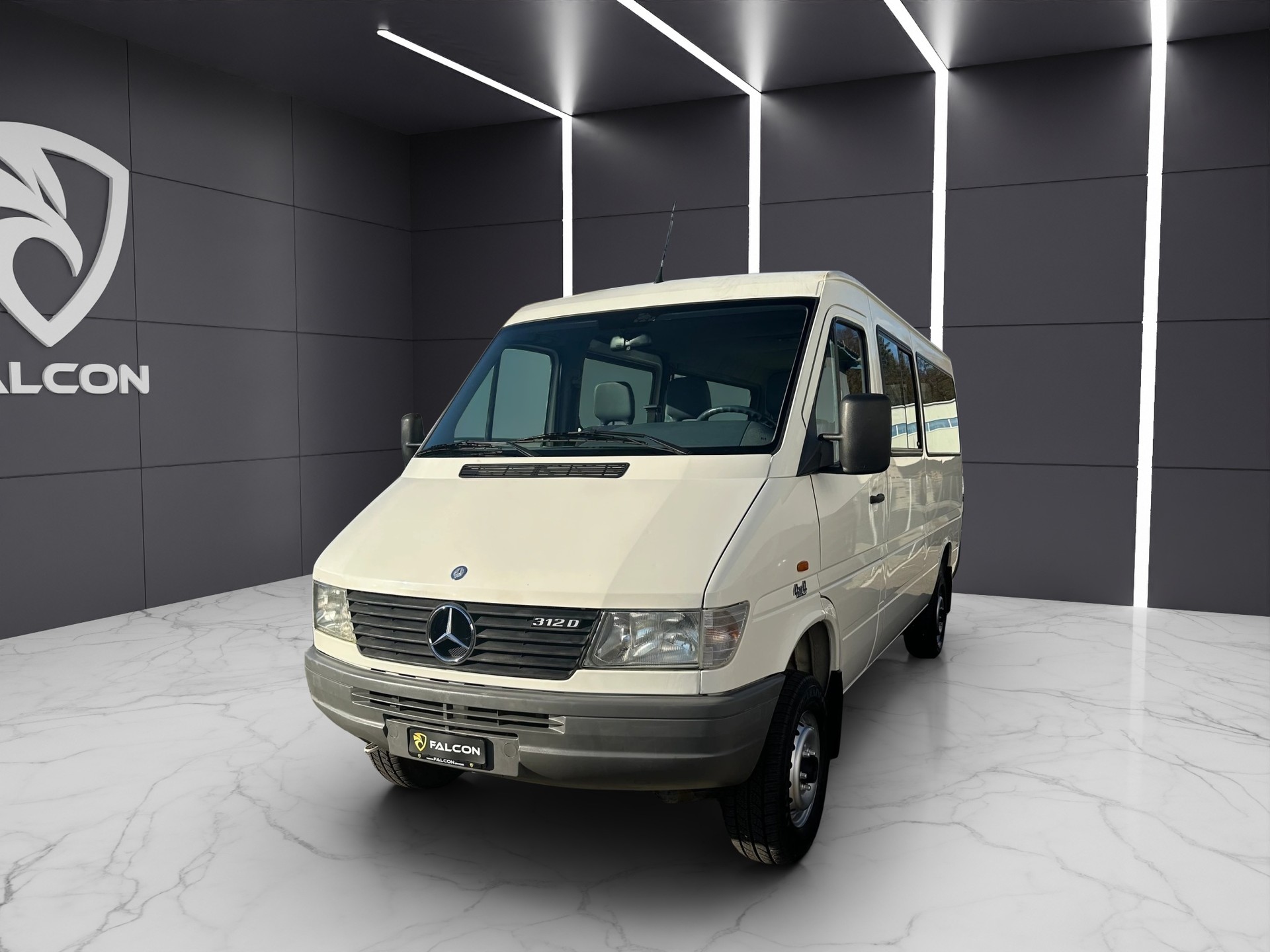 MERCEDES-BENZ Sprinter 312 D 4x4 13 Plätzer