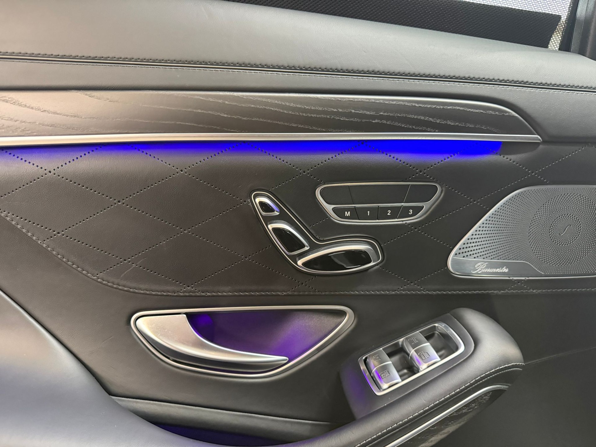 MERCEDES-BENZ S 400 d L AMG-Line 4Matic 9G-Tronic-image-16