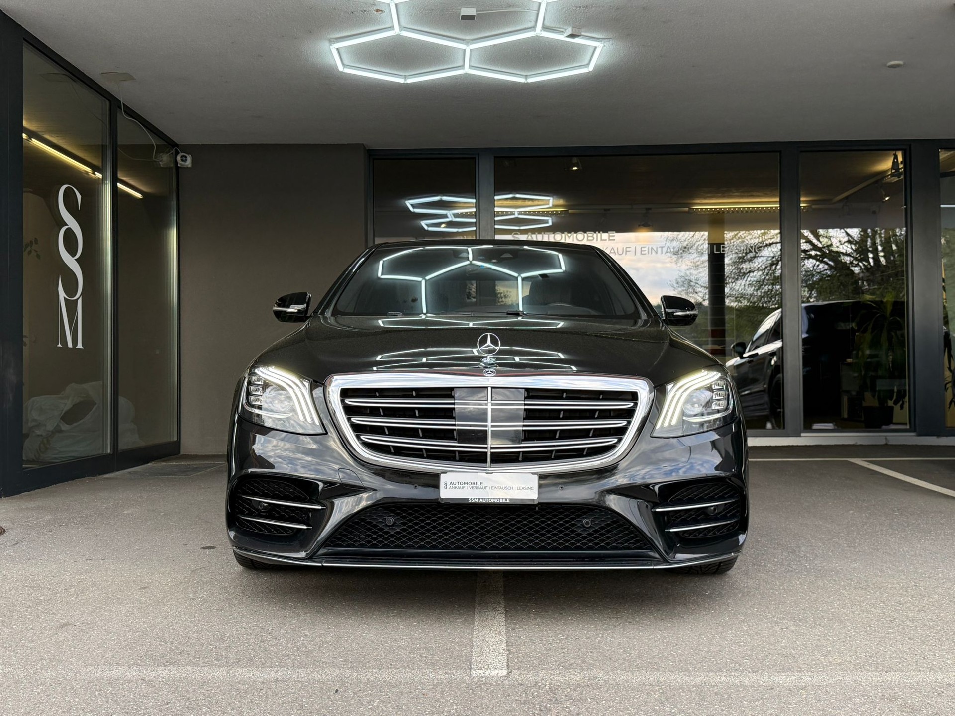 MERCEDES-BENZ S 400 d L AMG-Line 4Matic 9G-Tronic-showroom-element-1