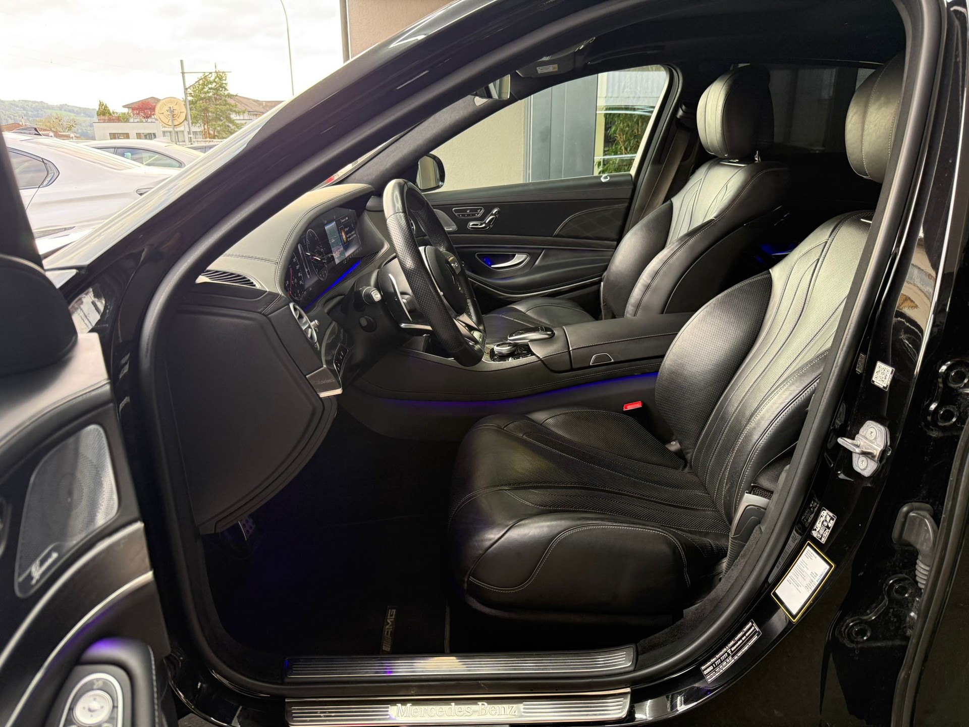 MERCEDES-BENZ S 400 d L AMG-Line 4Matic 9G-Tronic-image-12